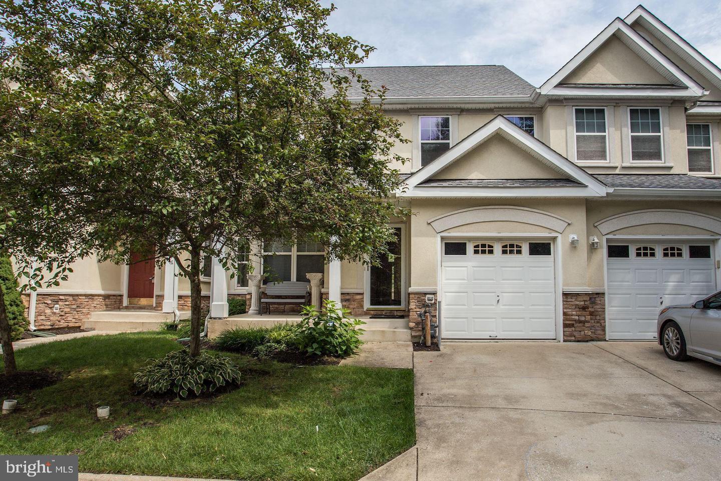 AVALON EAST - Residential Lease