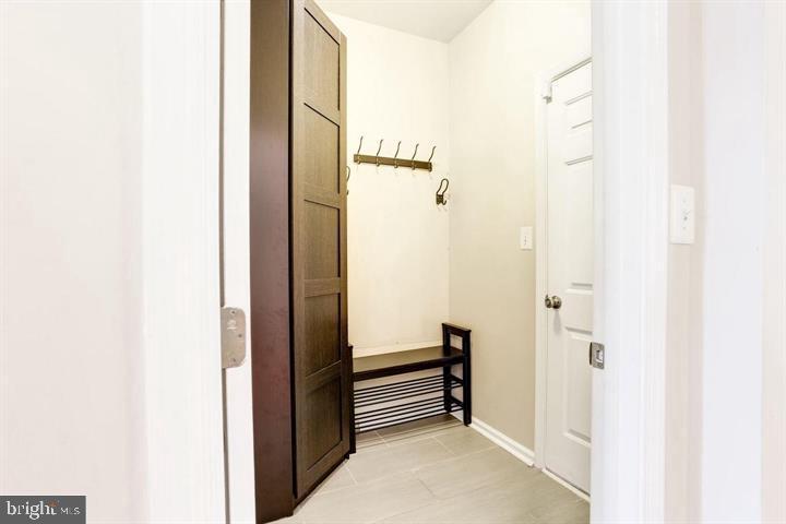 AVALON EAST - Residential Lease