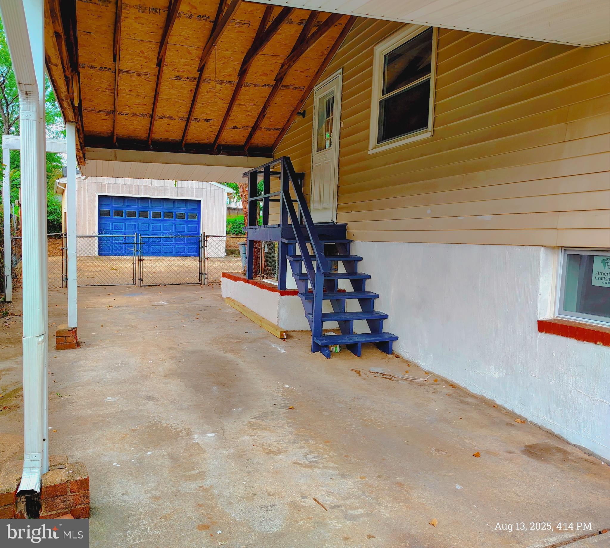 1326 EAST LONGVIEW DRIVE