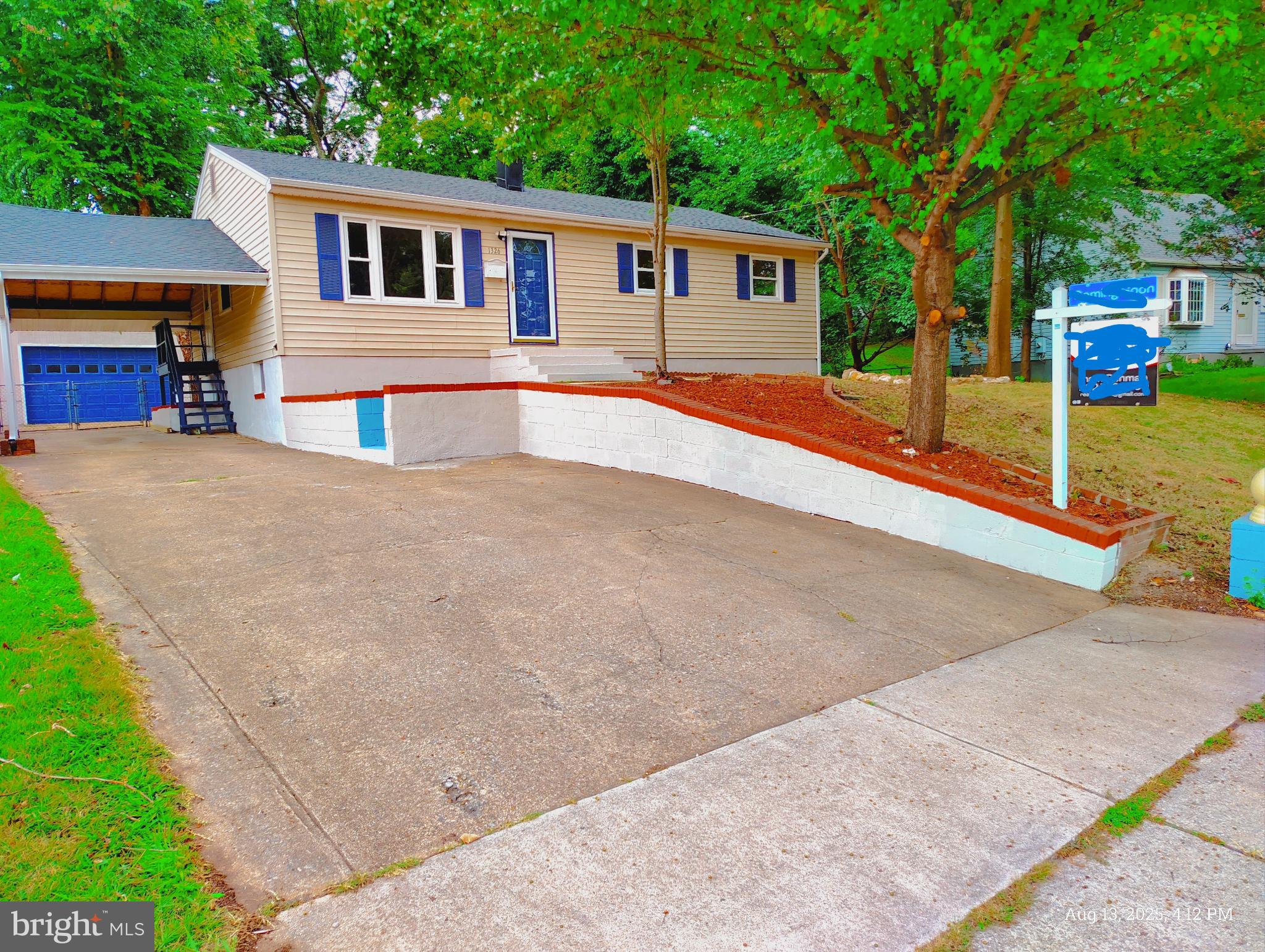 1326 EAST LONGVIEW DRIVE