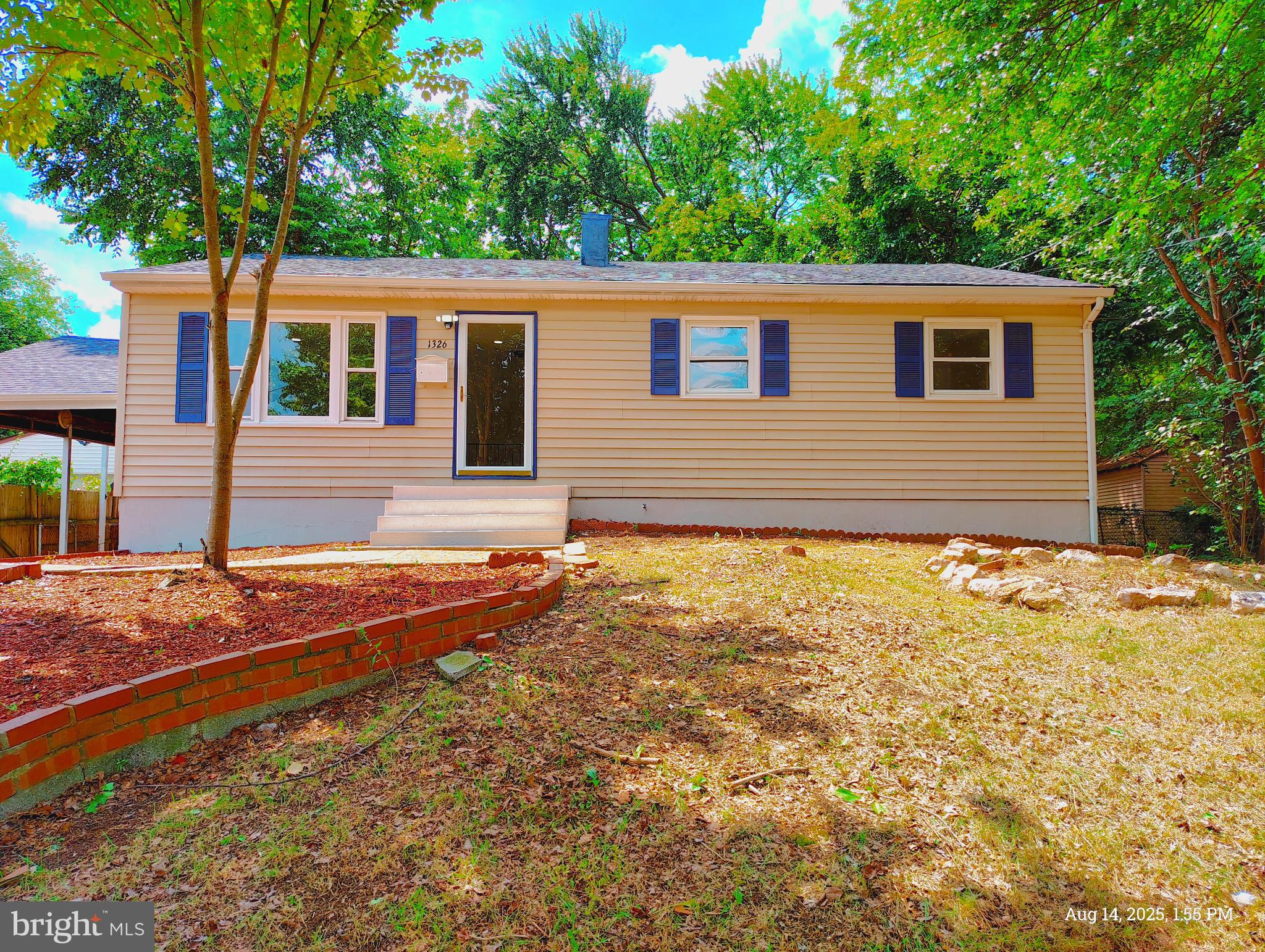 1326 EAST LONGVIEW DRIVE