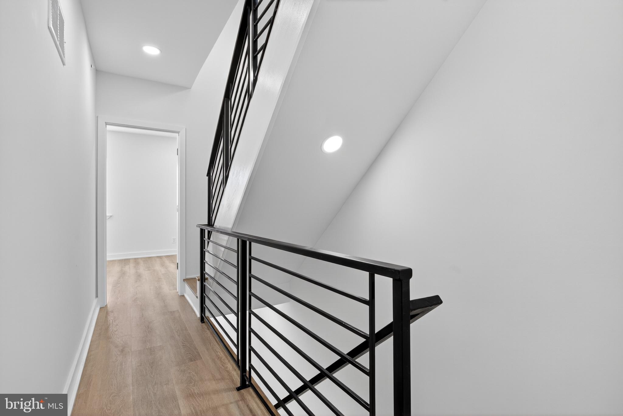 PORT RICHMOND - Residential