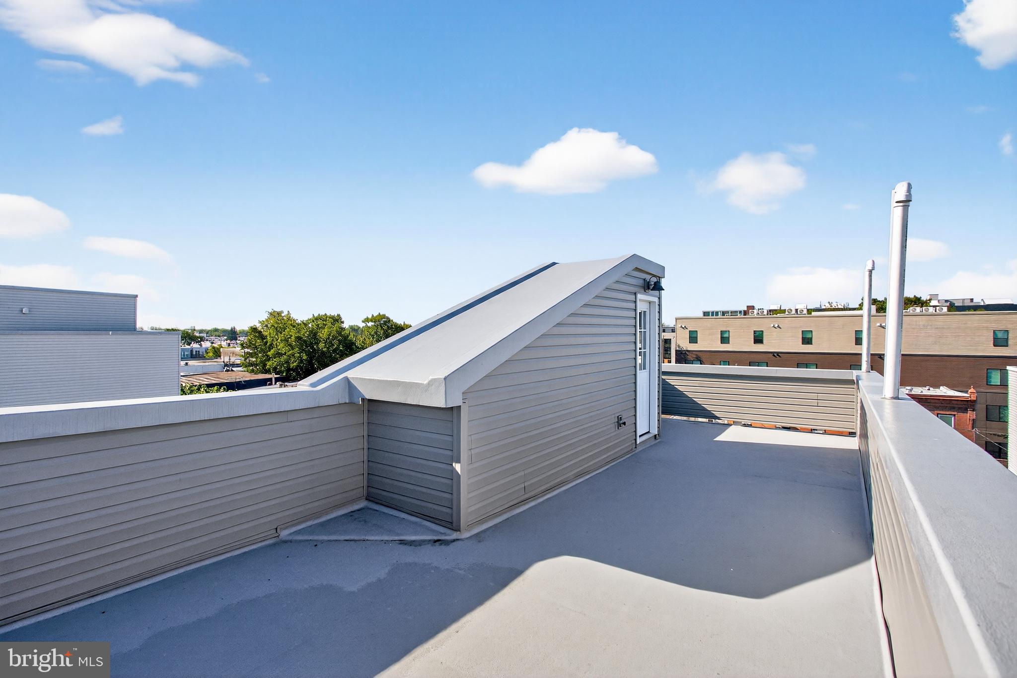 PORT RICHMOND - Residential