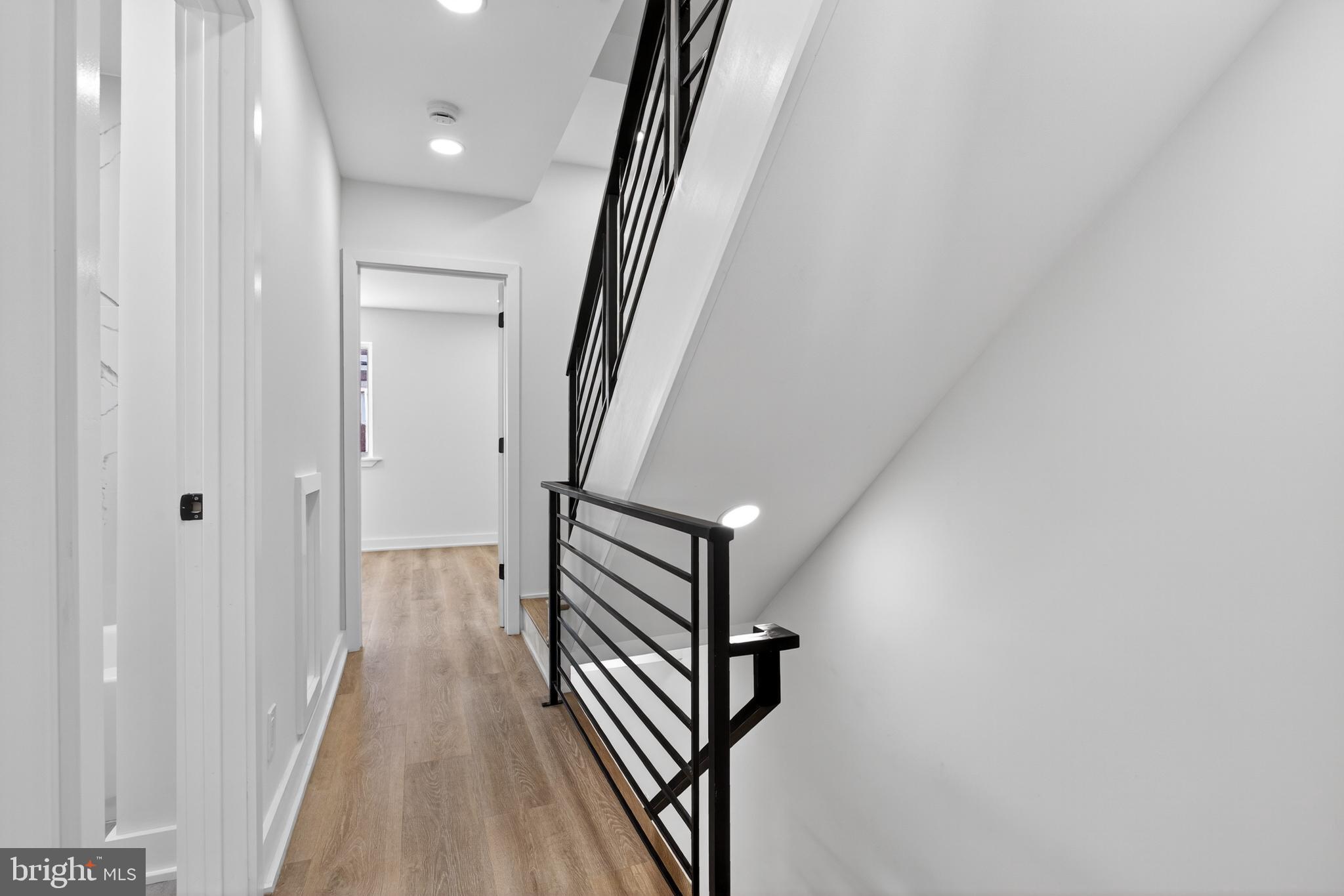 PORT RICHMOND - Residential