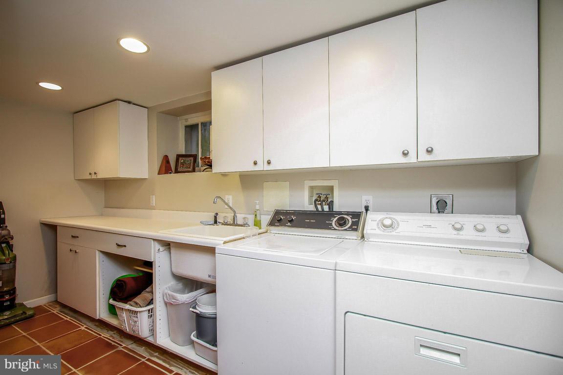 FIELDSTONE - Residential