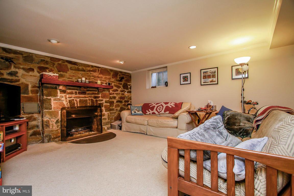 FIELDSTONE - Residential