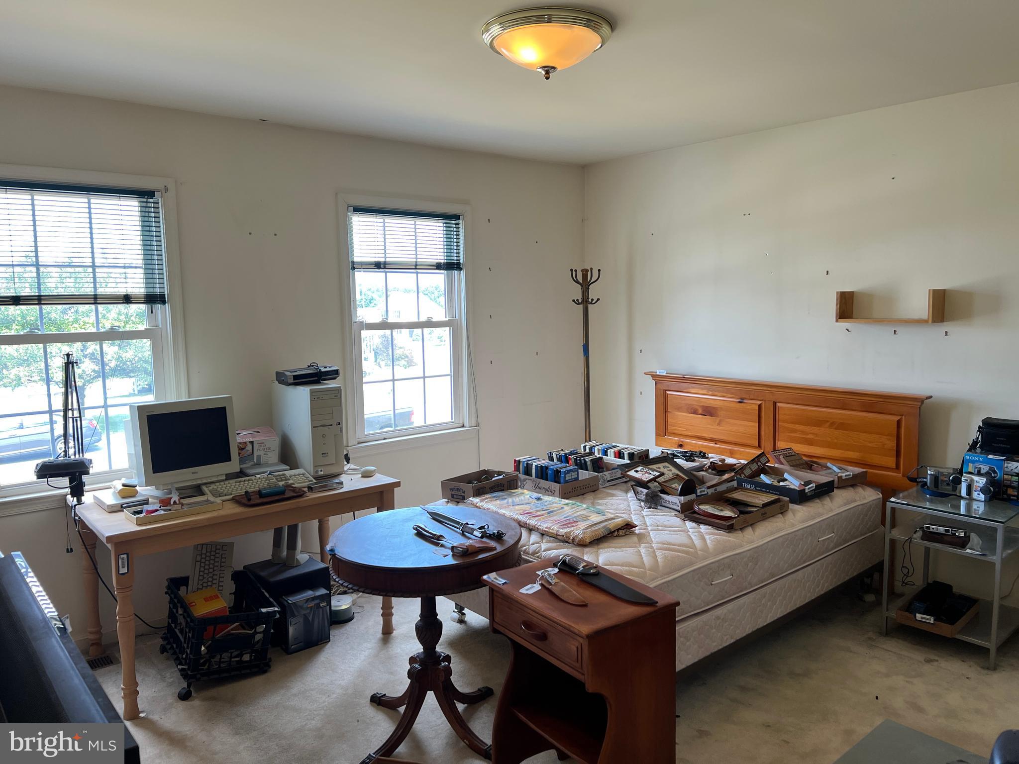 MAUGANS MEADOWS - Residential