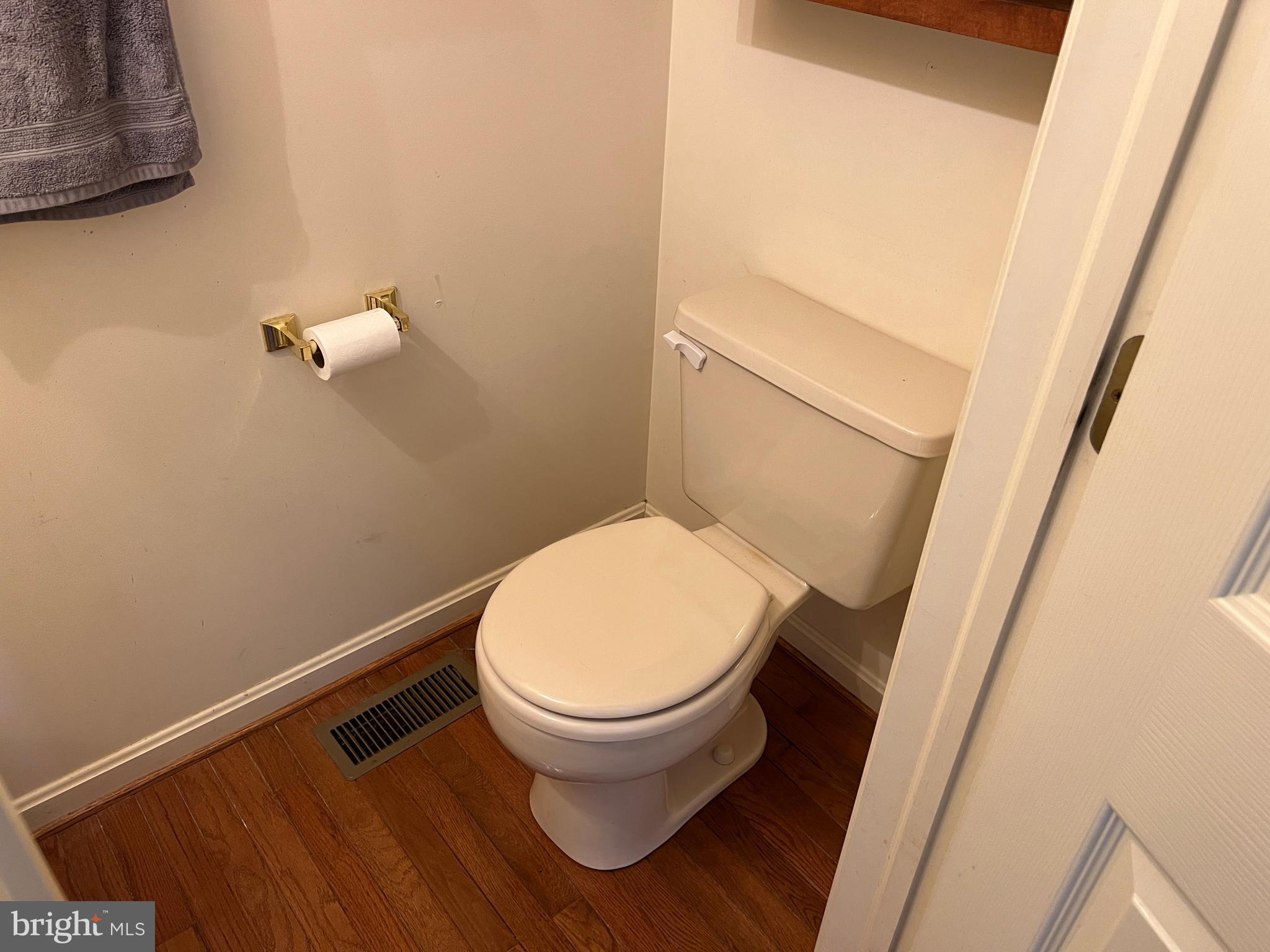 MAUGANS MEADOWS - Residential