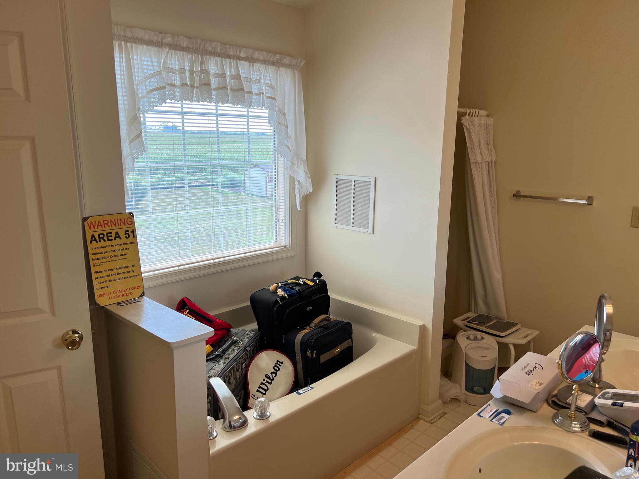 MAUGANS MEADOWS - Residential