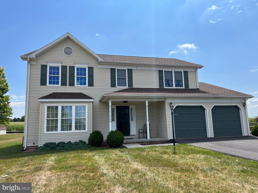 BEAUTIFUL HOME IN MAUGANS MEADOWS SUBDIVISION! This home is waiting for new owners and is move in ready! Home features 3-4 Bedrooms, 2.5 baths, Kitchen, Living room, Family room, Dining Room, Laundry room,  and basement. Home also features a beautiful back patio perfect for get togethers! Recent updates include a new propane furnace and A/C unit within the last 6 months! You won't want to miss out on this beautiful home! This property will be offered at auction on Thursday September 14, 2023  @ 3:00pm.