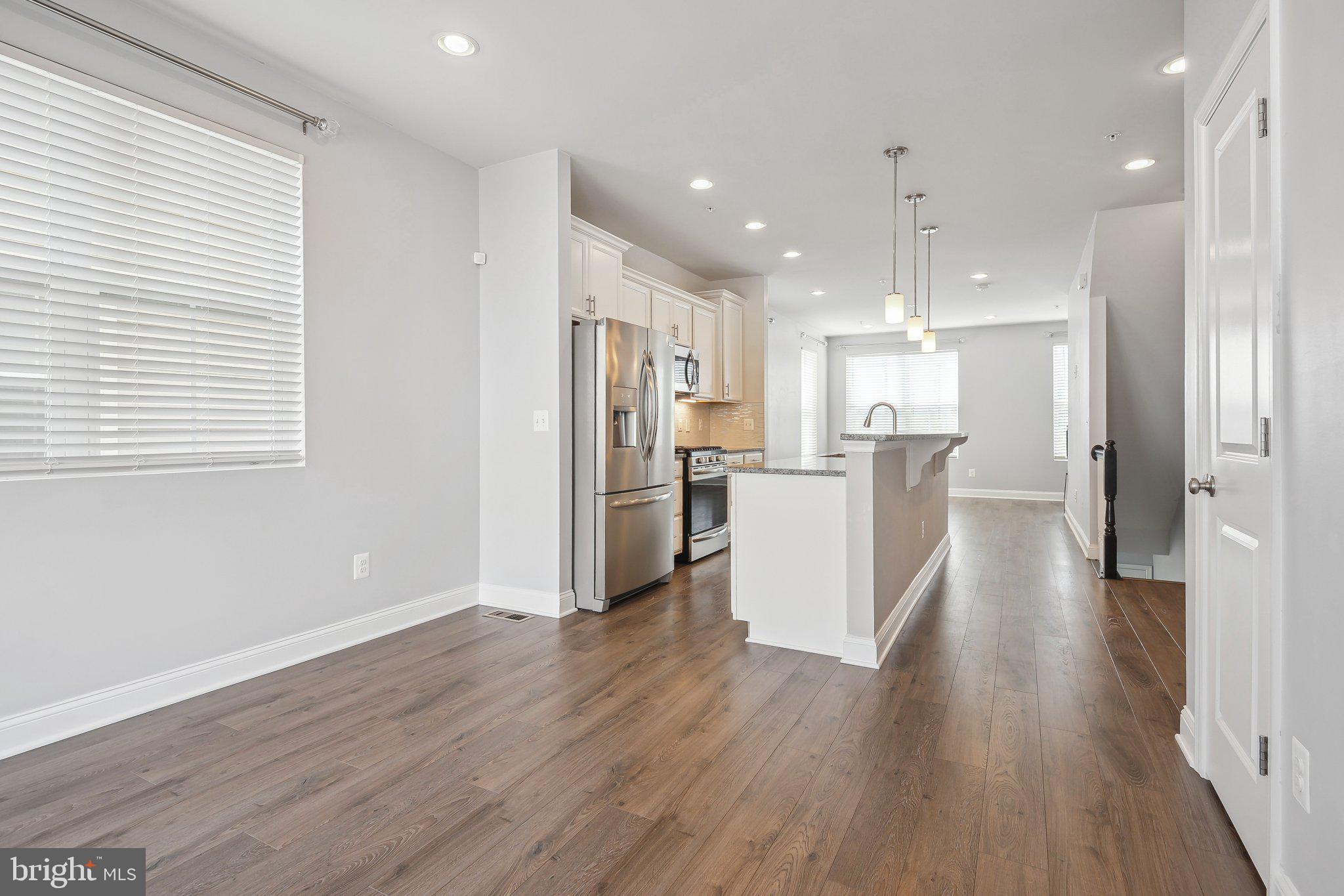 WESTVIEW SOUTH - Residential