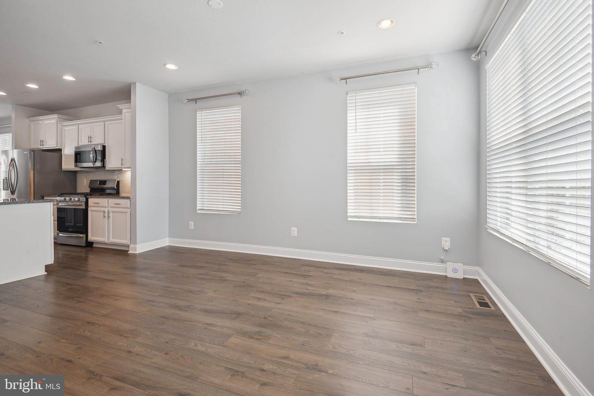 WESTVIEW SOUTH - Residential