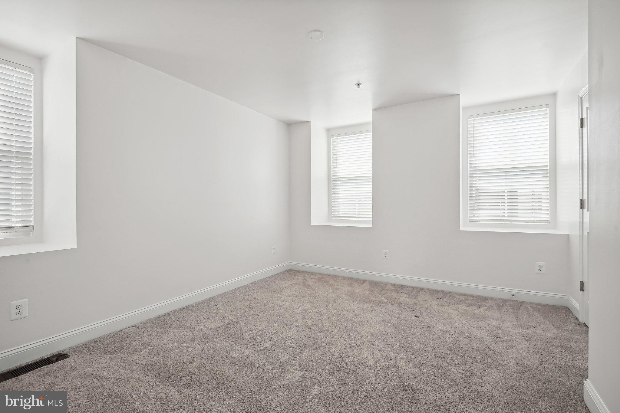 WESTVIEW SOUTH - Residential