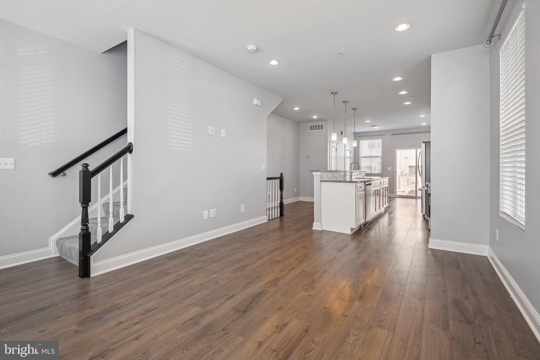 WESTVIEW SOUTH - Residential