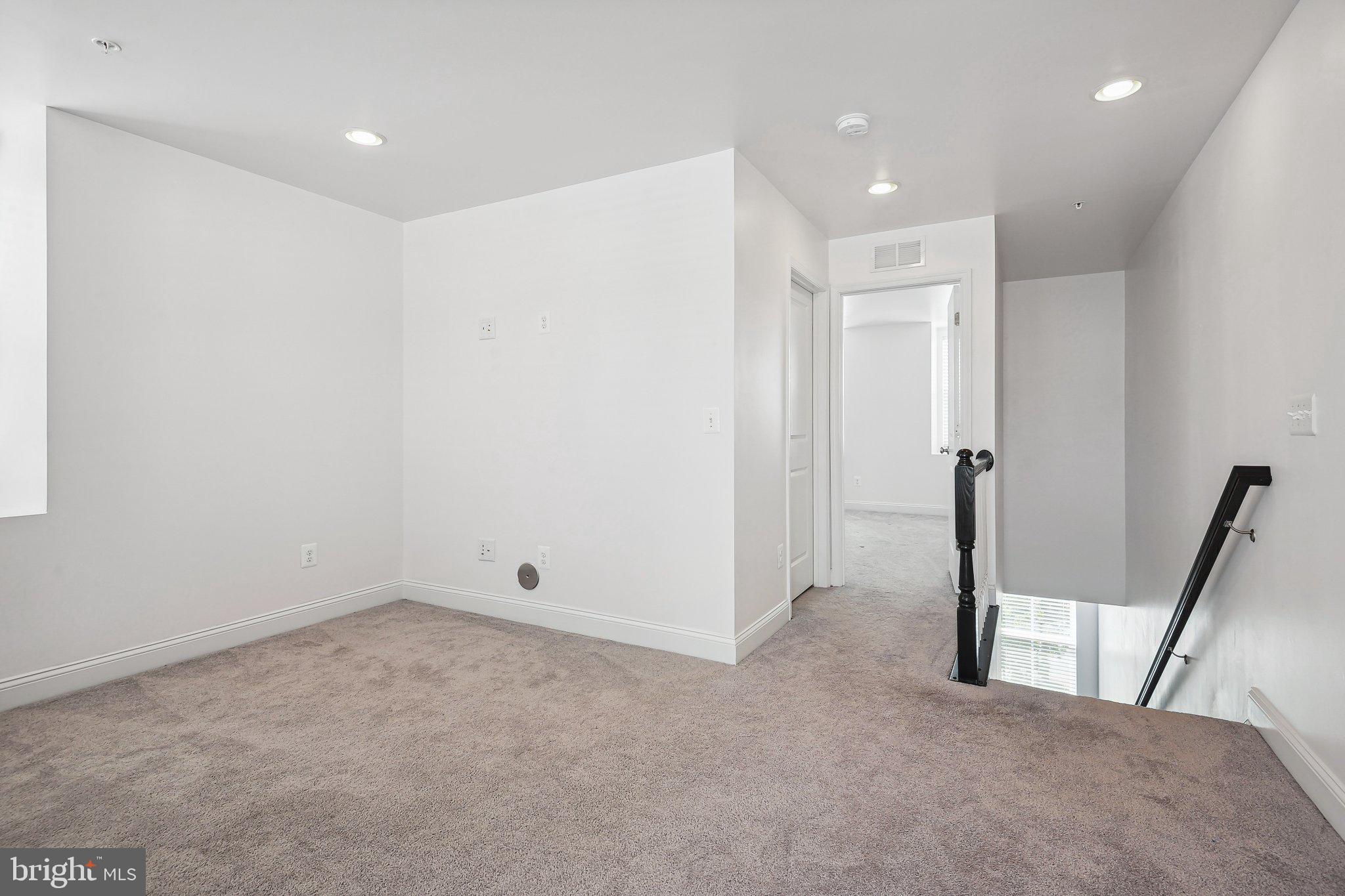 WESTVIEW SOUTH - Residential