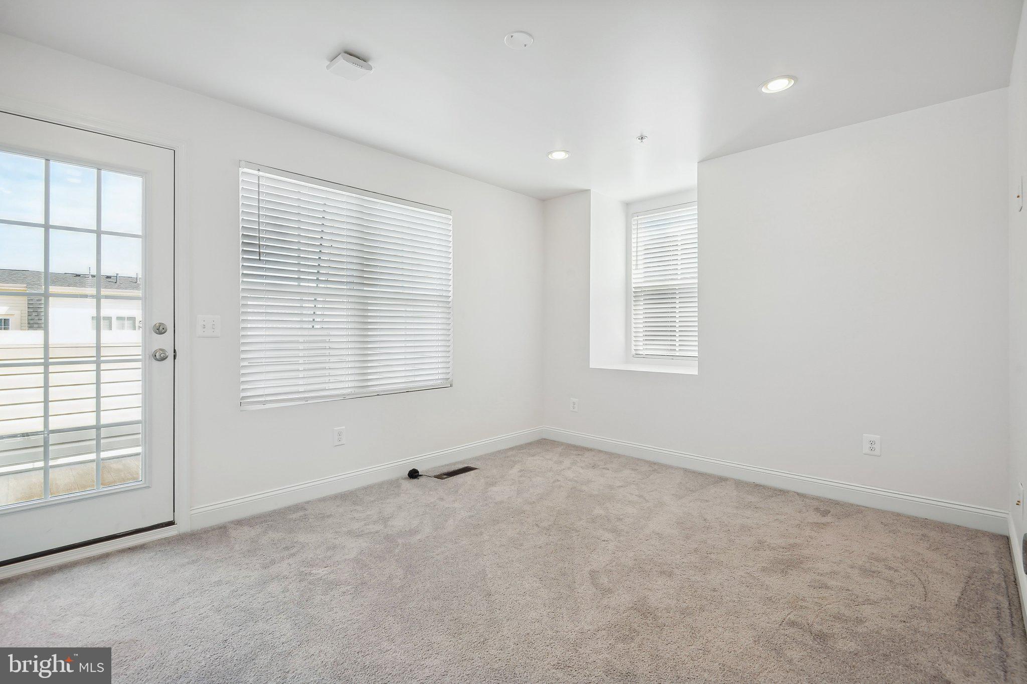 WESTVIEW SOUTH - Residential