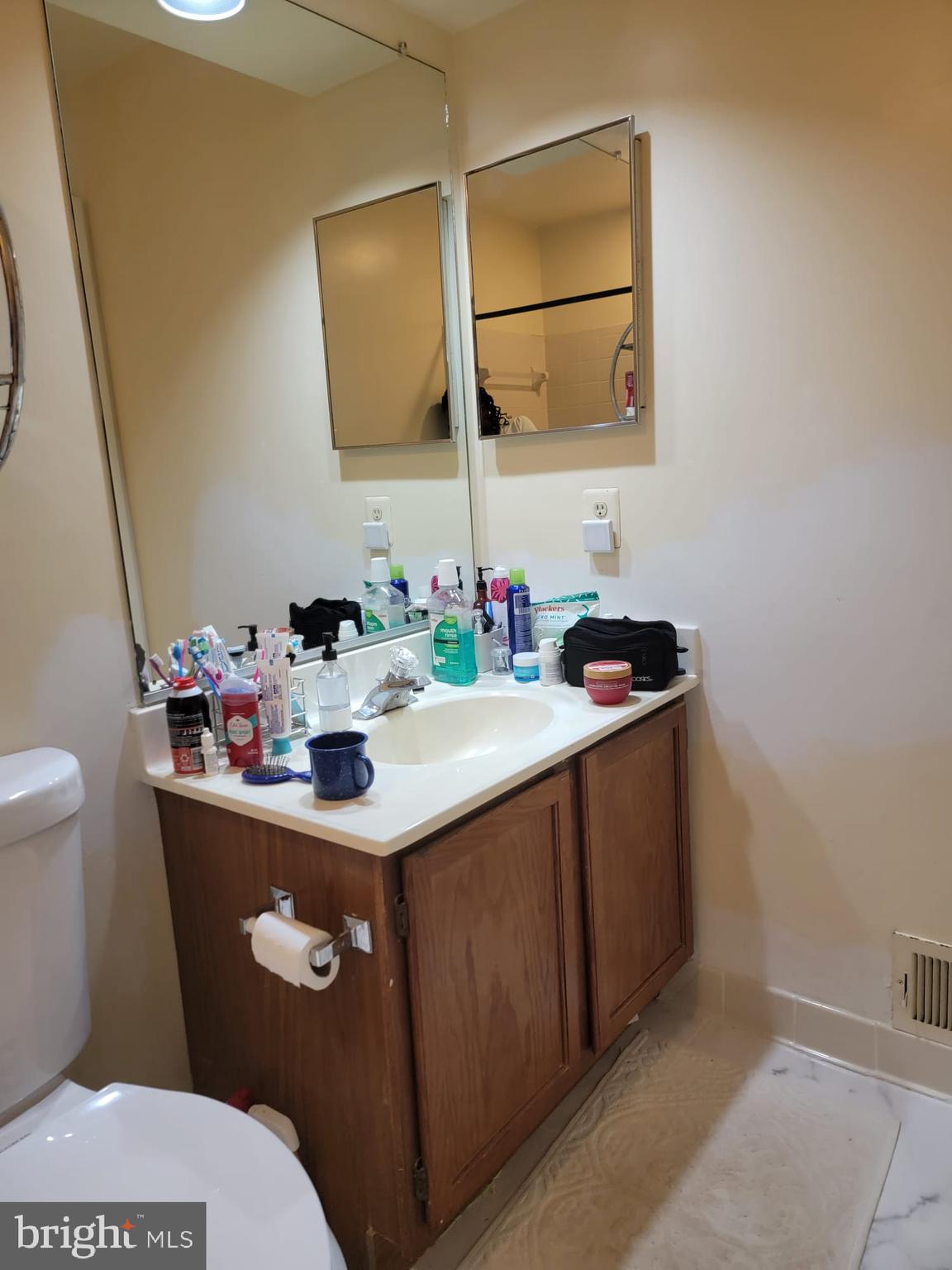 WATERS LANDING - Residential Lease