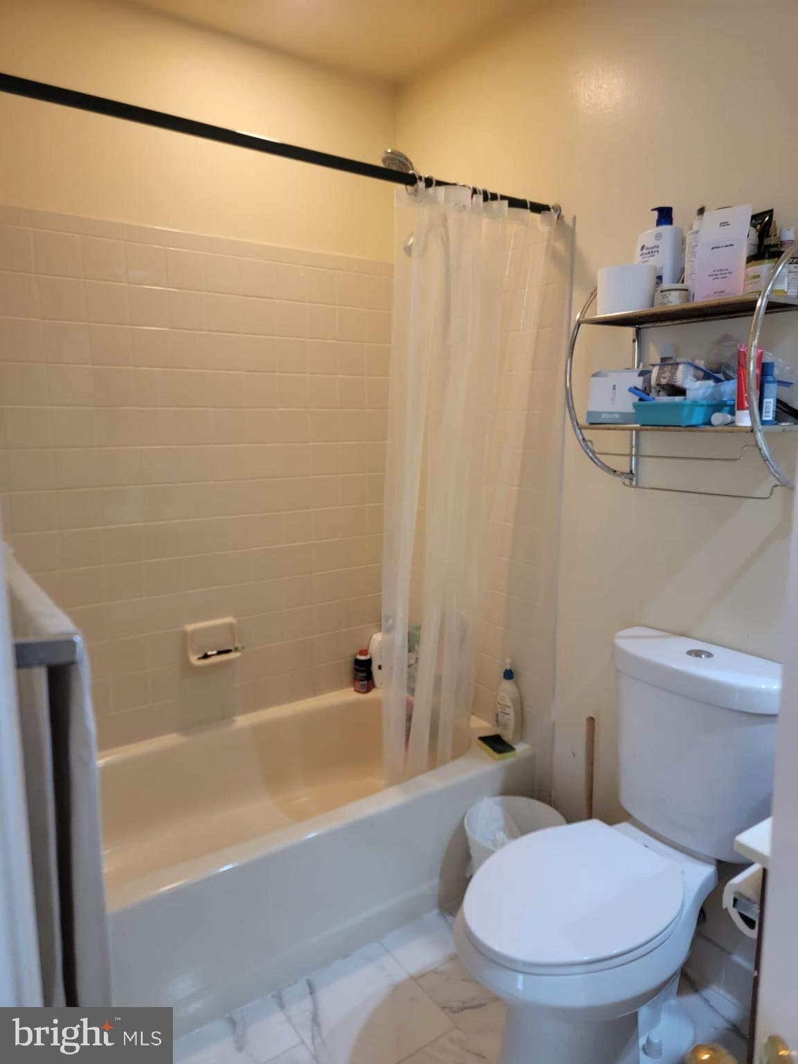 WATERS LANDING - Residential Lease