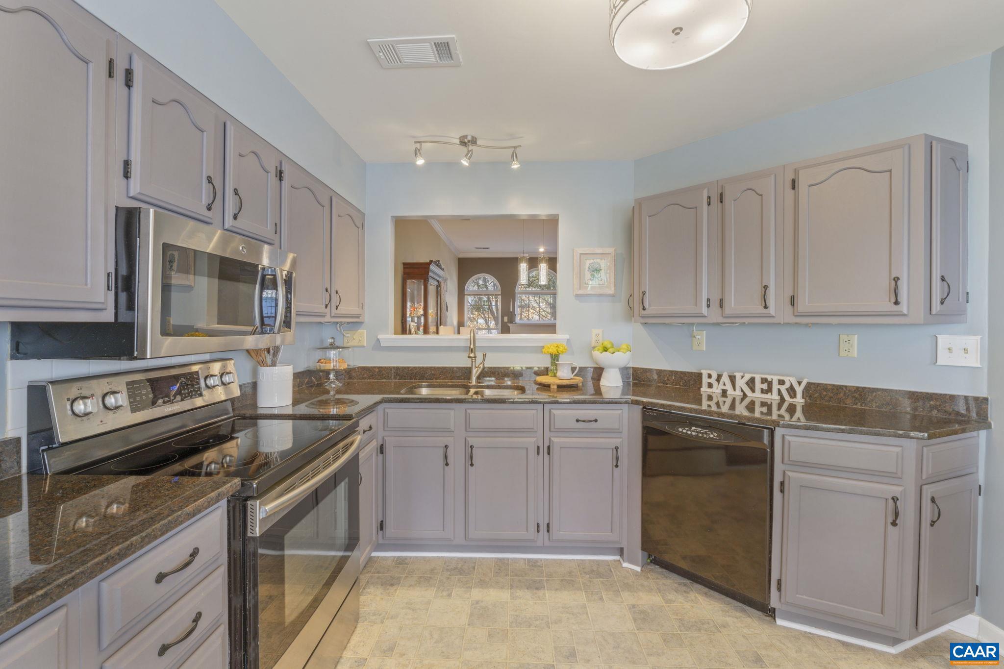 FOREST LAKES - Residential