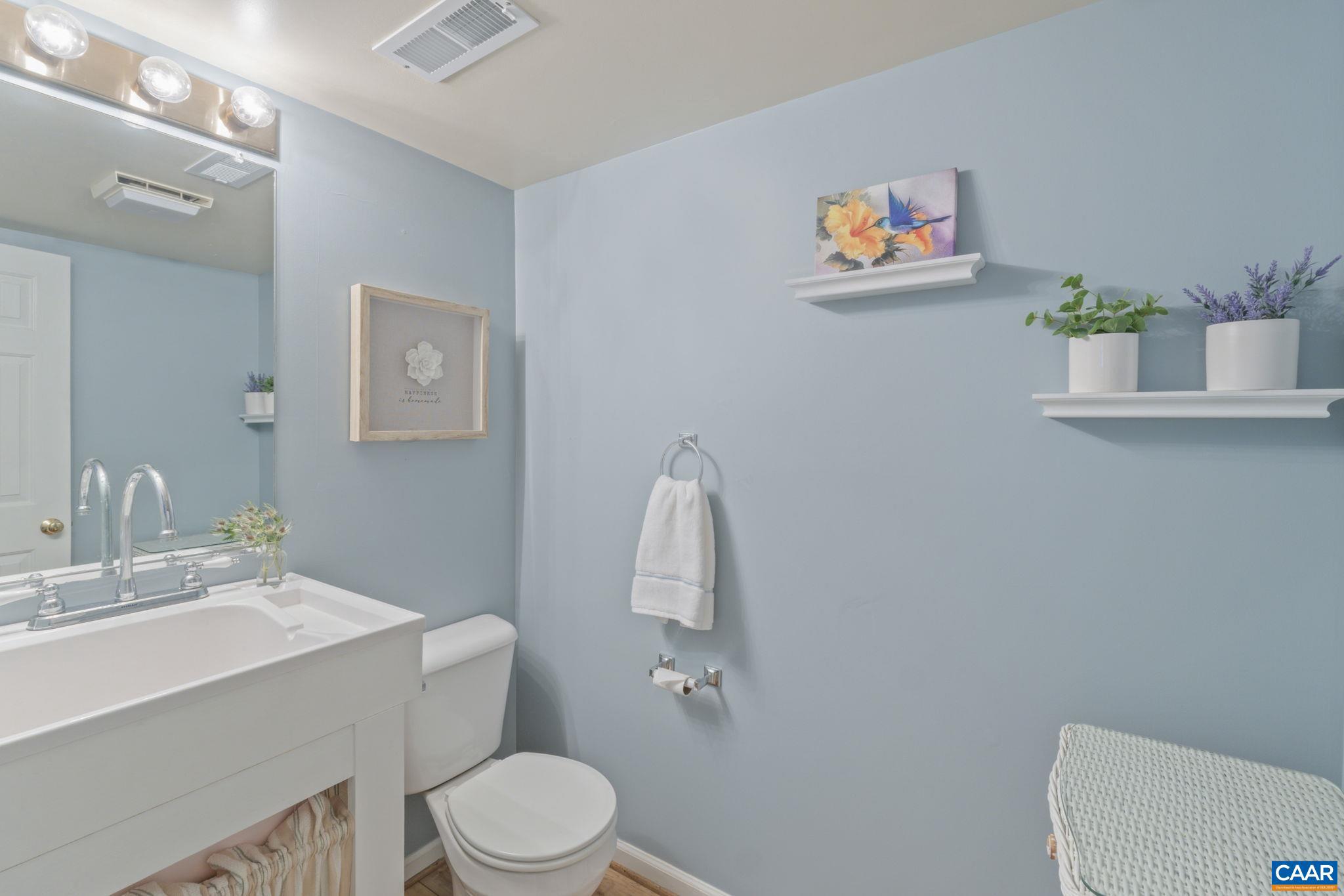 FOREST LAKES - Residential