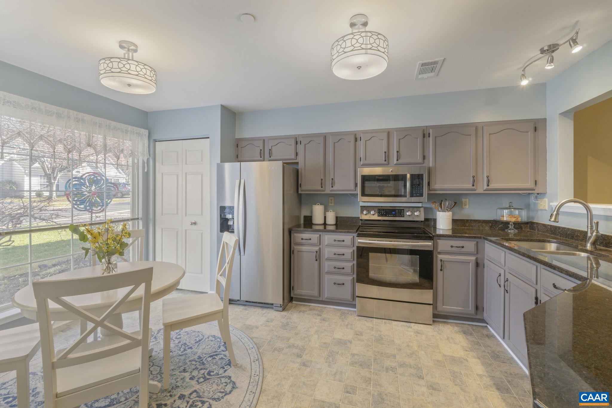 FOREST LAKES - Residential