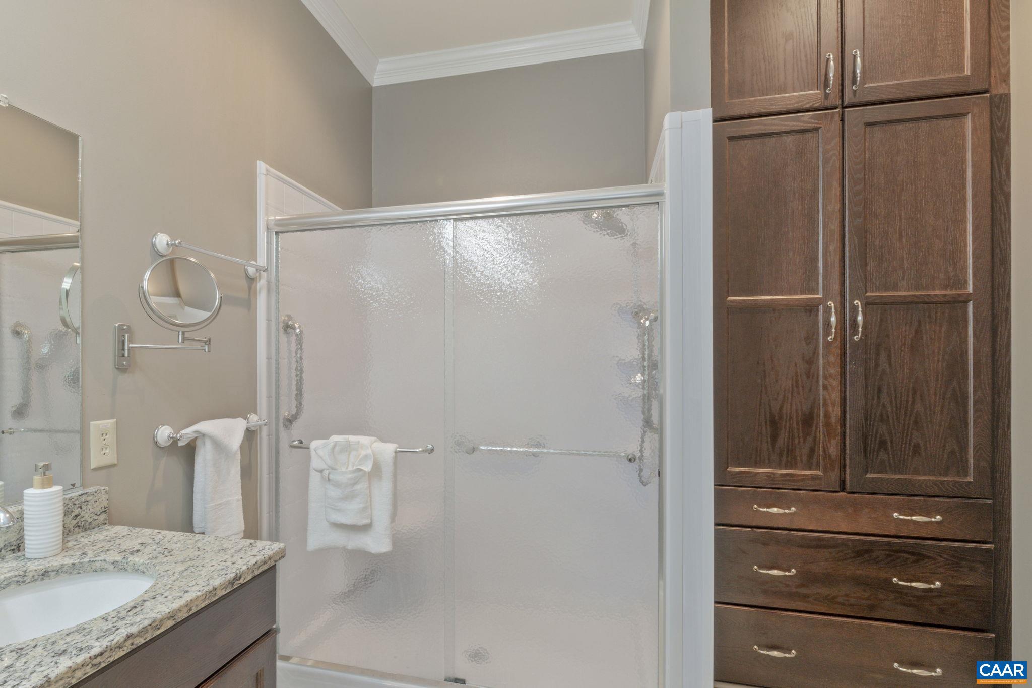 FOREST LAKES - Residential