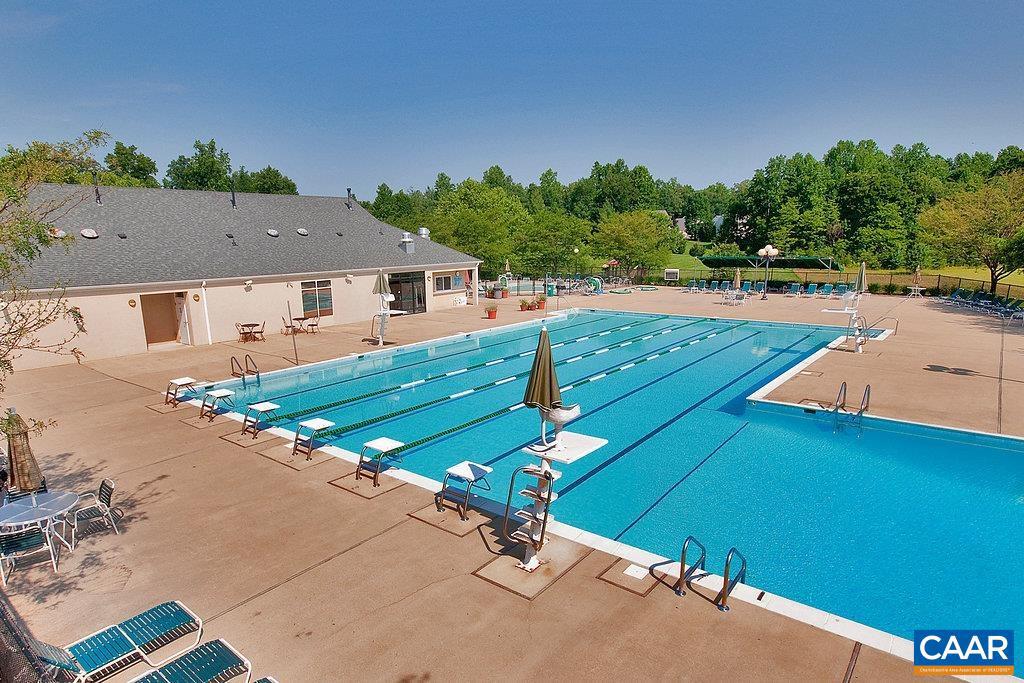 FOREST LAKES - Residential