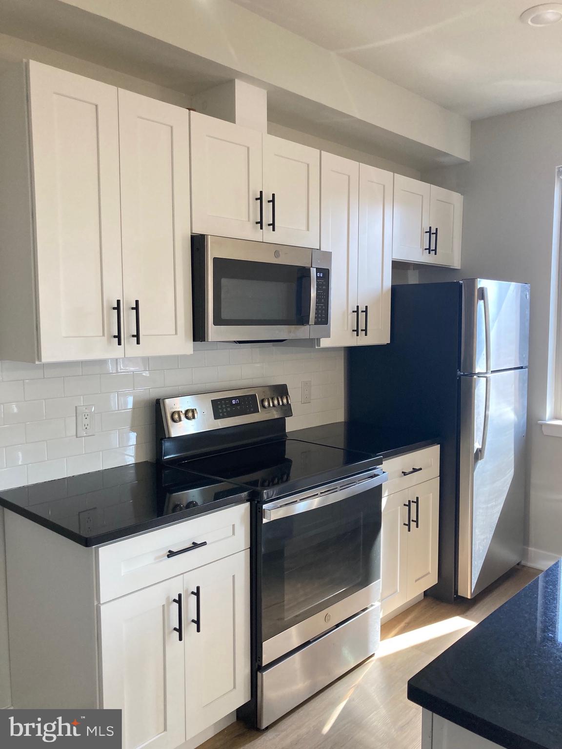 KENSINGTON - Residential Lease