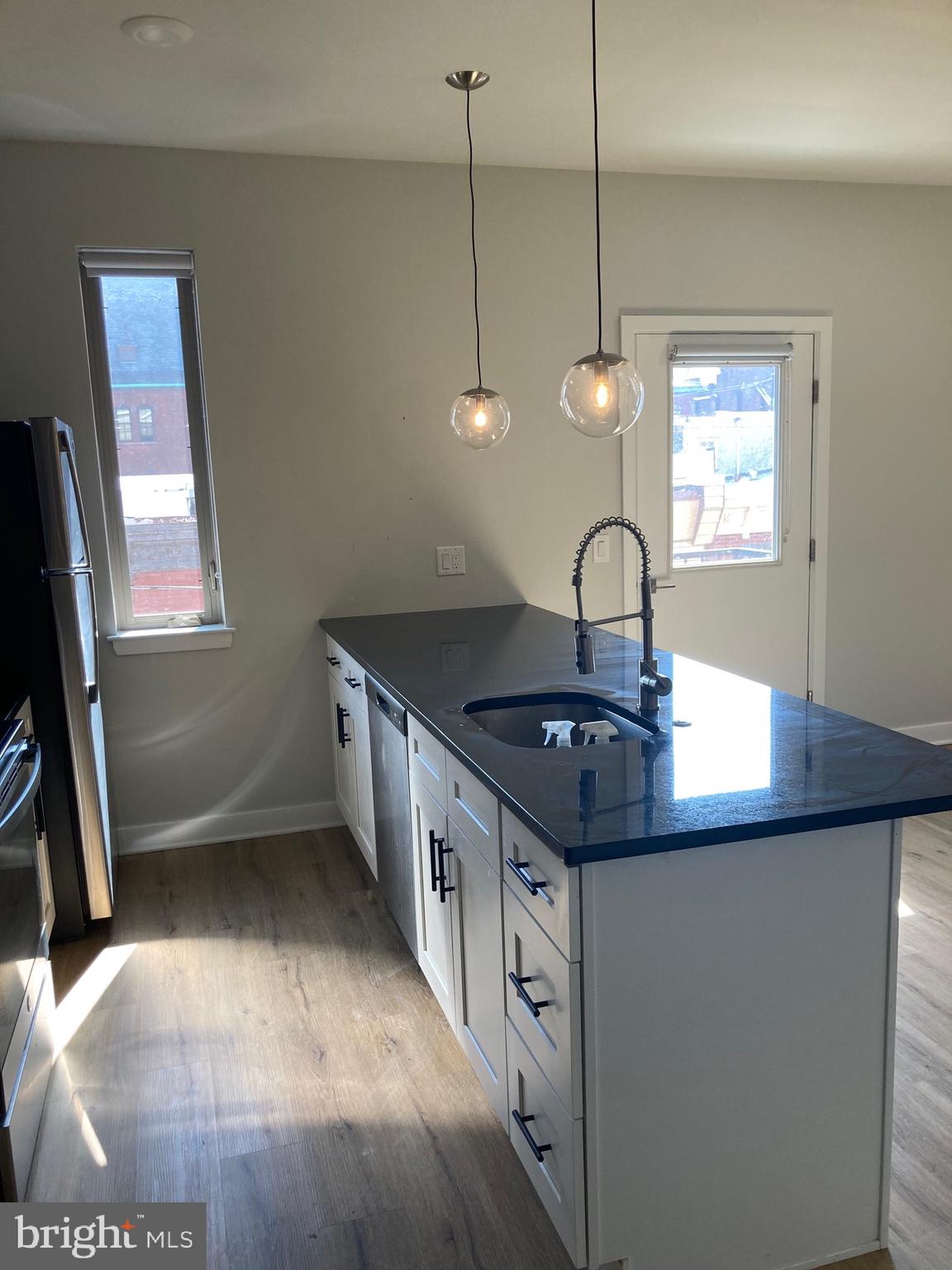 KENSINGTON - Residential Lease