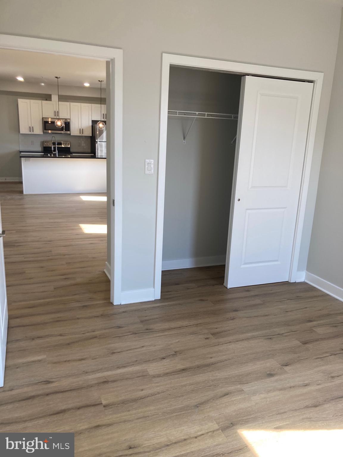 KENSINGTON - Residential Lease