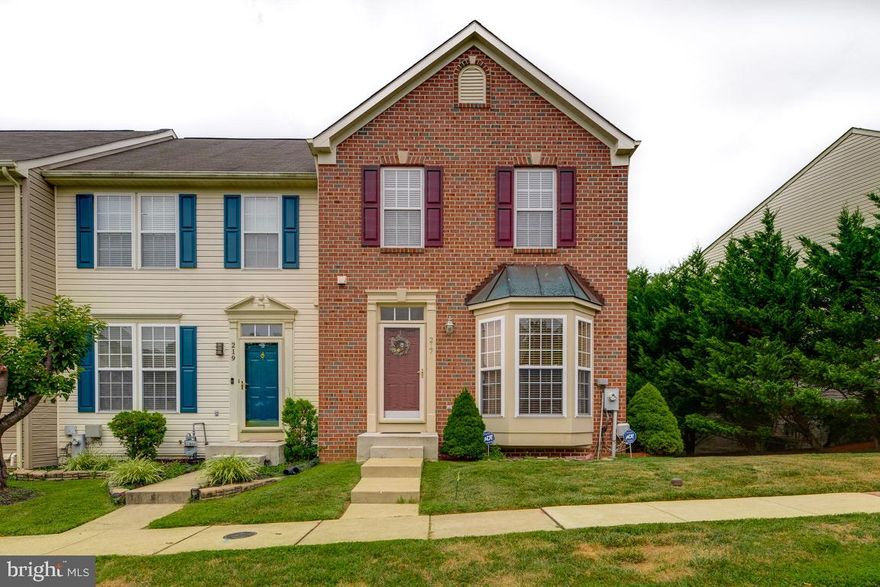 No more showings!!  Multiple offers have been received.  Seller is reviewing offers. This home has it all!  Beautifully maintained 3 level brick-front end unit town home featuring  4 bedrooms, 2.5 baths.  Formal living room w/bay window and hardwood floors, large eat-in kitchen w/center island, plenty of cabinet space, ss oven, microwave and dishwasher.  Cozy sunroom/family room off of kitchen w/gas fireplace and access to large deck.  Upper level features 3 large bedrooms and 2 full baths; spacious owner's suite includes walk-in closet, private bath w/soaking tub, separate shower and double sinks.  Finished lower level features 4th bedroom/den/study, large rec room, laundry room, utility/storage room and walkout access to the brick paver patio under deck.  The community offers pools, playgrounds, tennis courts, dog park and more.  Deck will be power washed and re-stained and the carpet will be professionally cleaned.