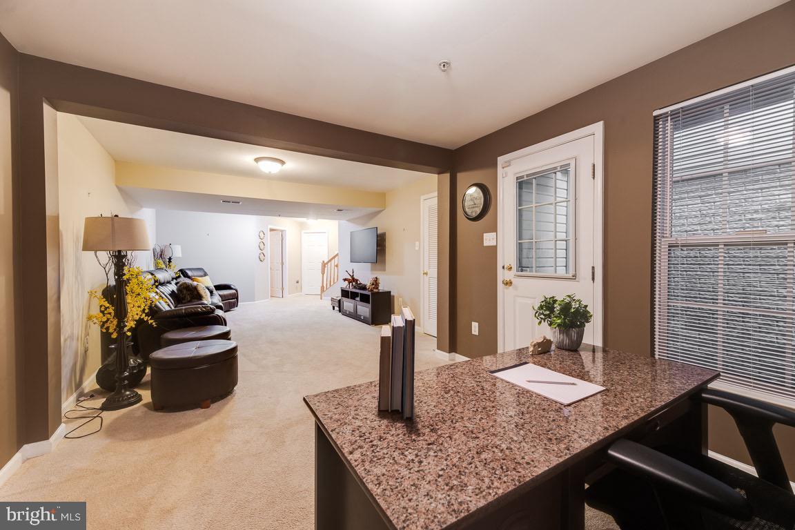 OWINGS MILLS NEWTOWN - Residential