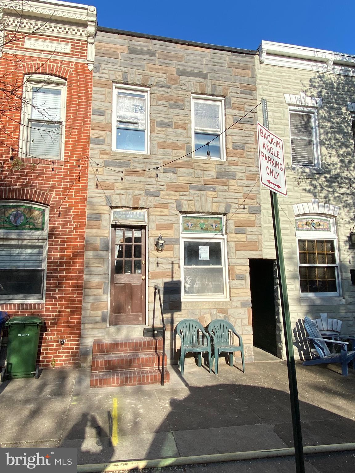 Canton townhouse located one block away from Patterson Park available for sale. Demolition has been completed and ready for renovation. Please contact to schedule a showing.