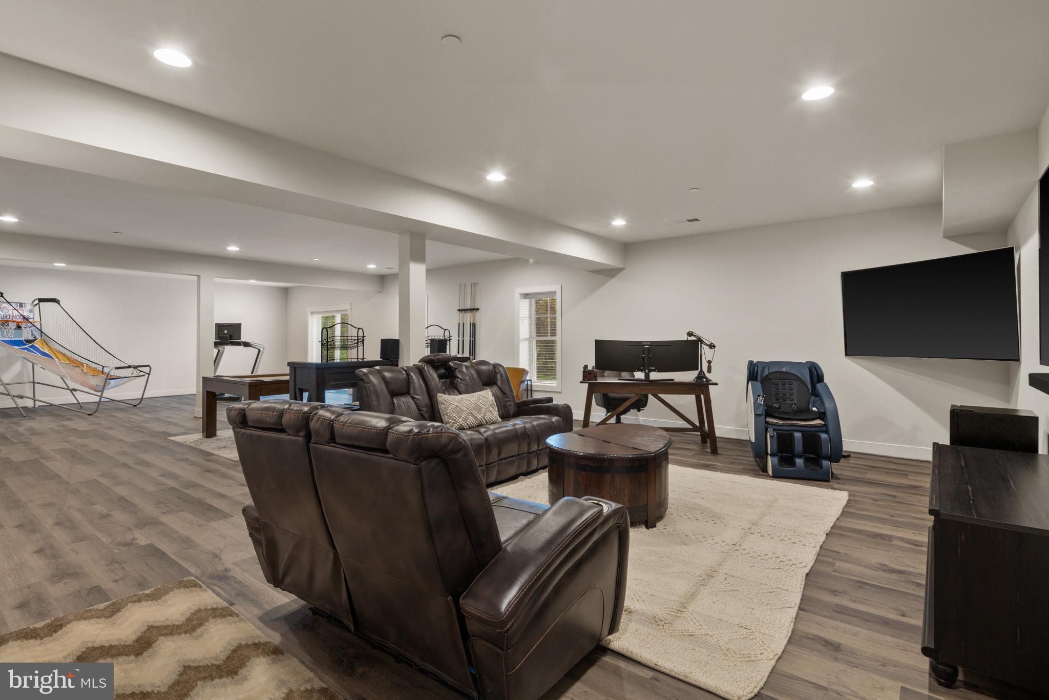 ROVER MILL ESTATES - Residential