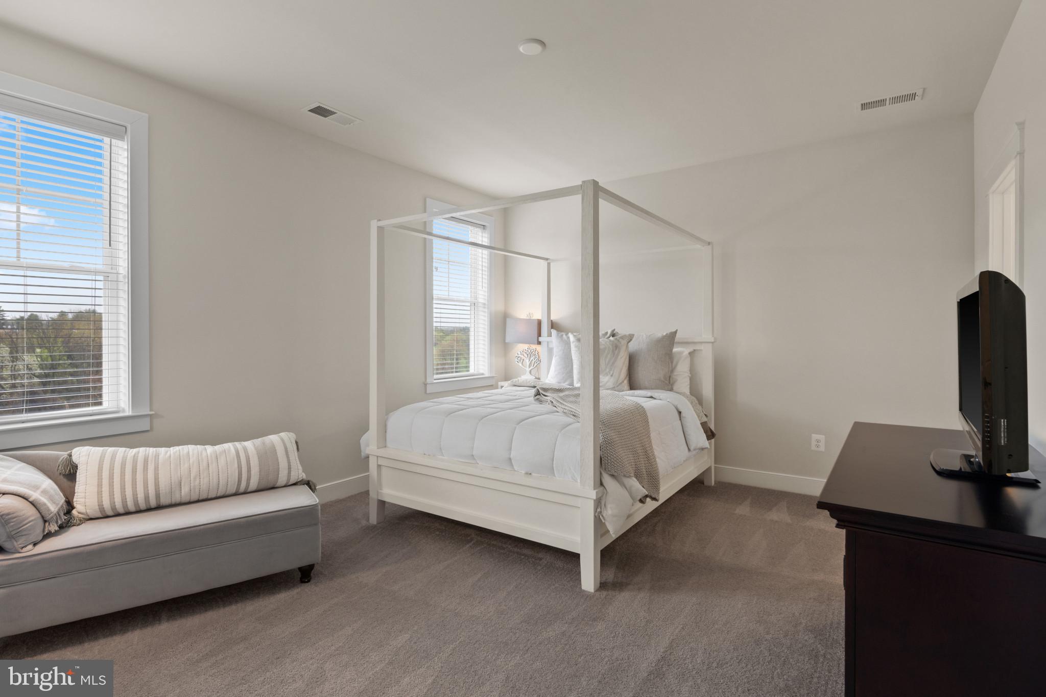 ROVER MILL ESTATES - Residential