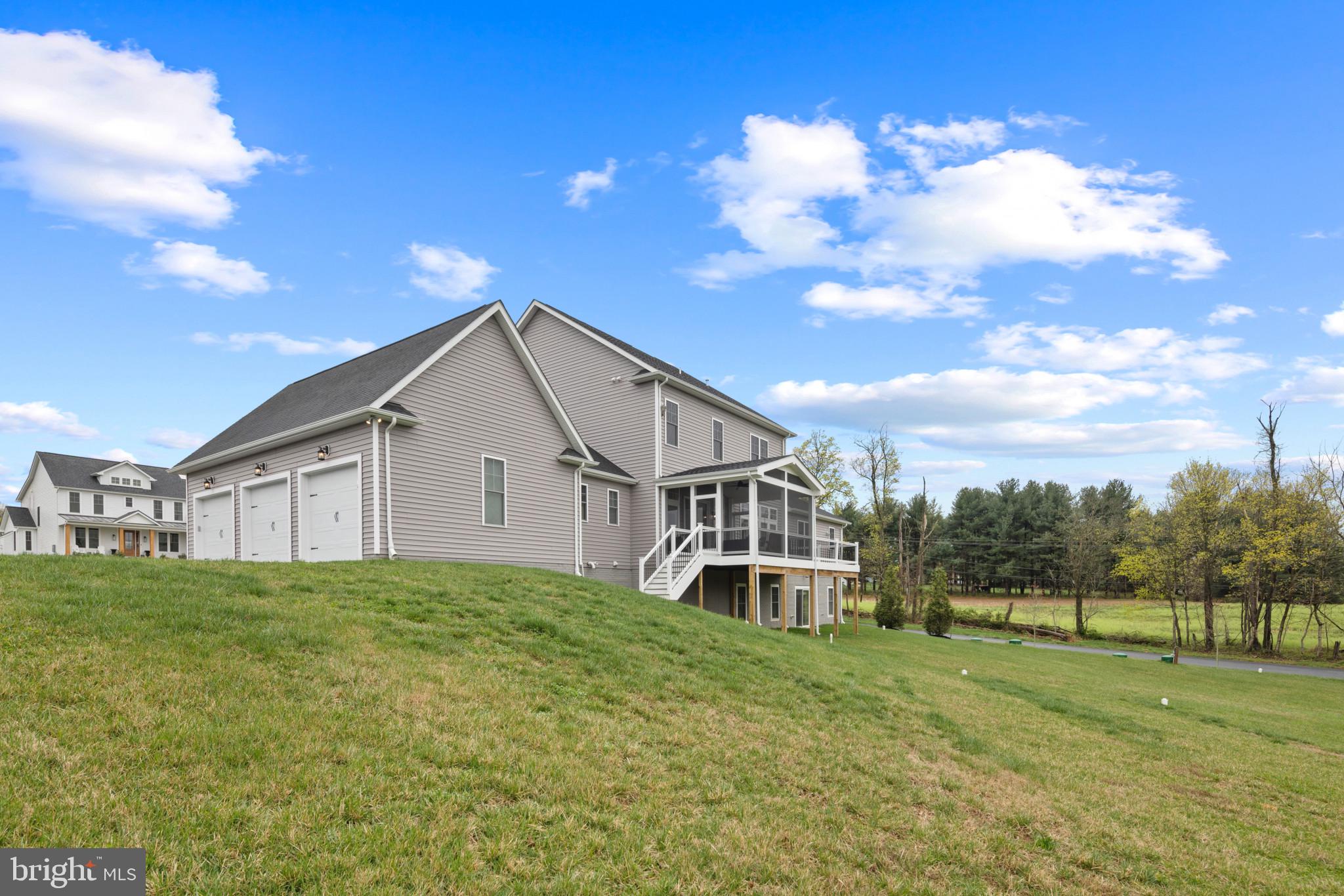 ROVER MILL ESTATES - Residential