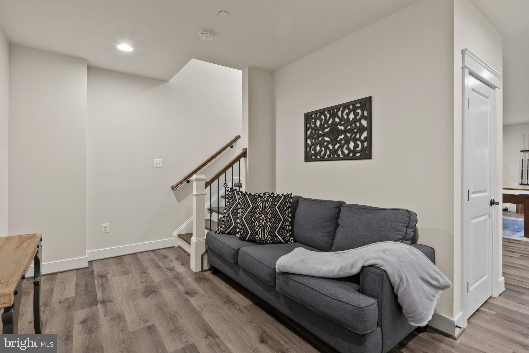 ROVER MILL ESTATES - Residential