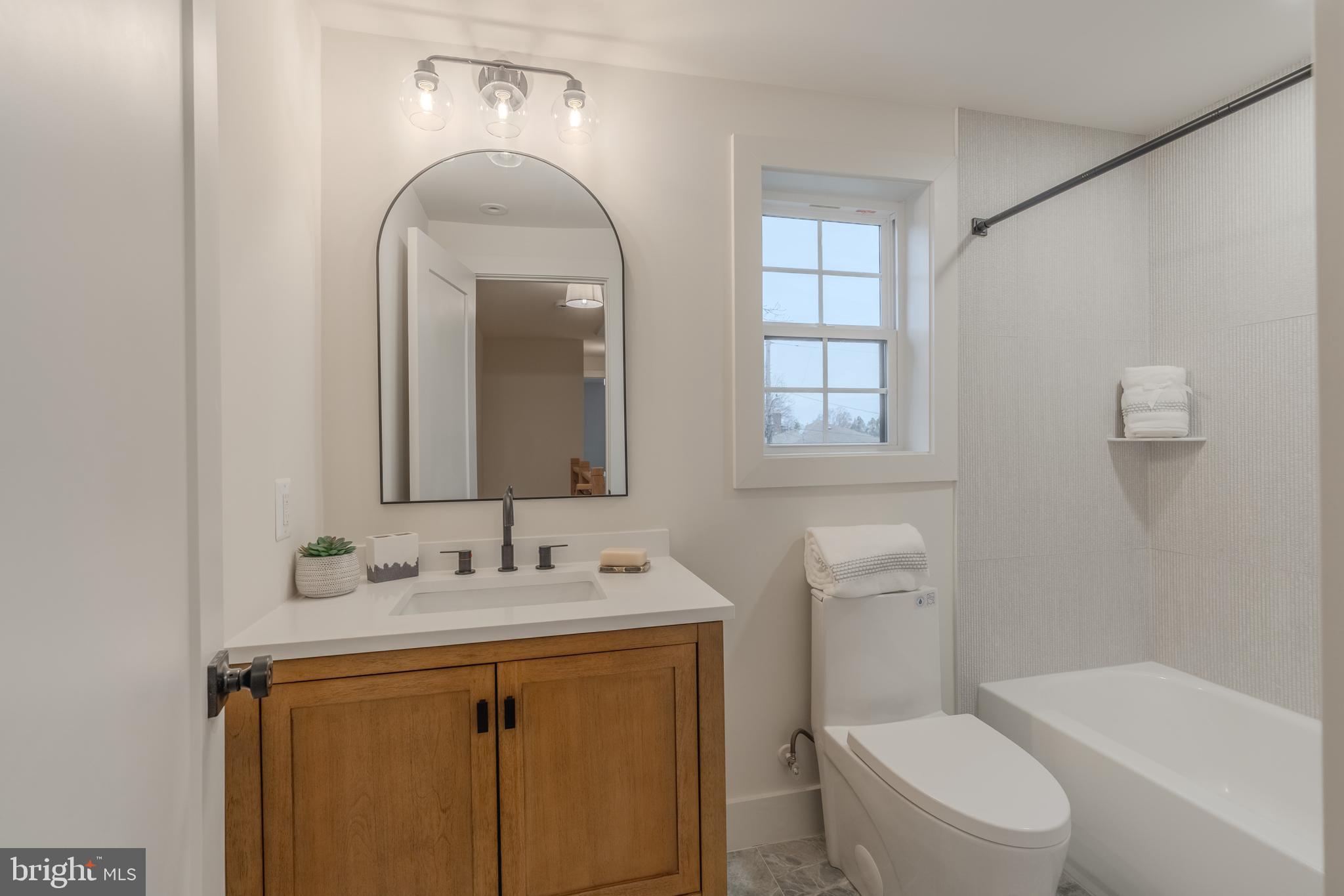 WARWICK VILLAGE - Residential