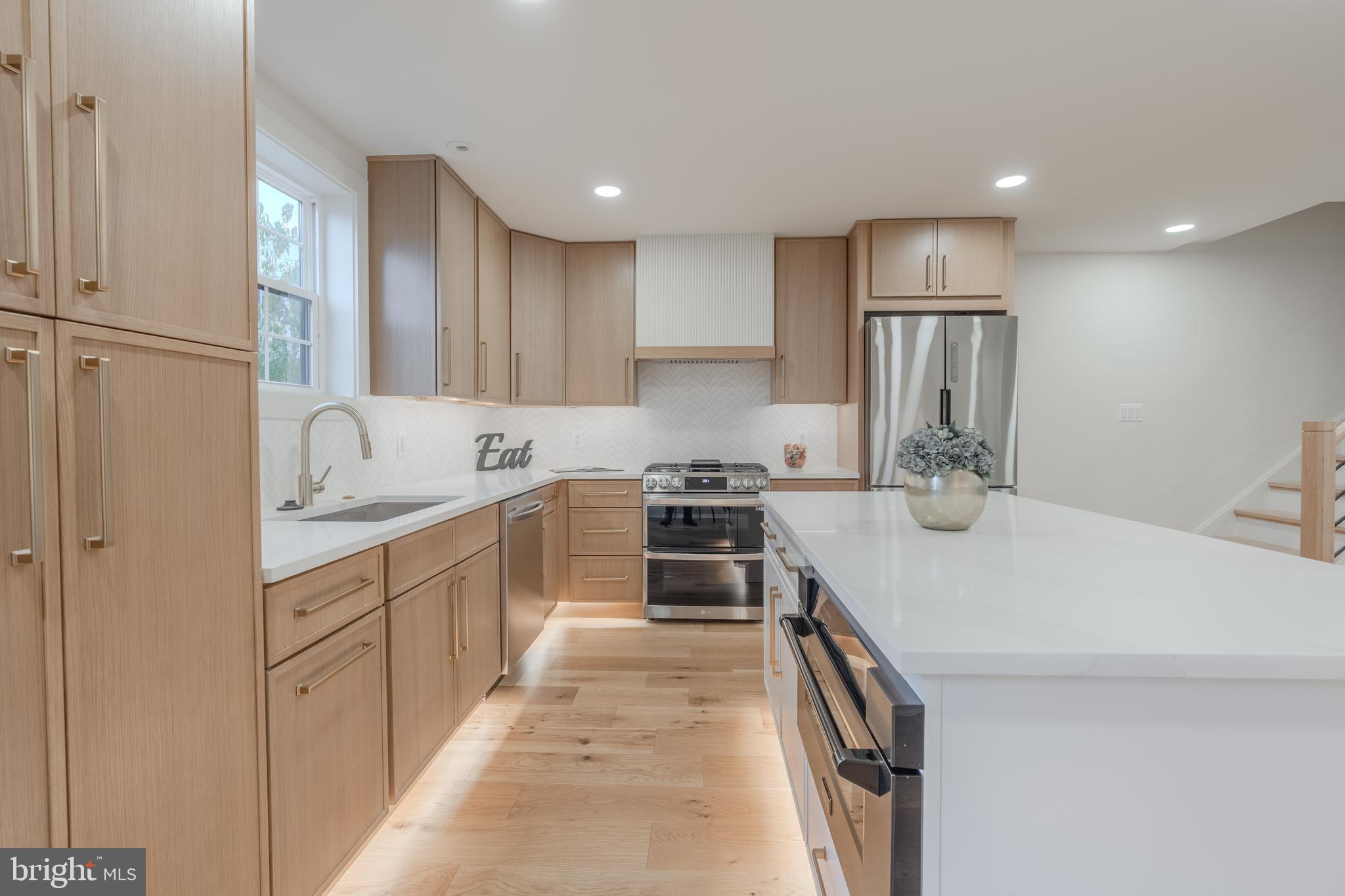 WARWICK VILLAGE - Residential