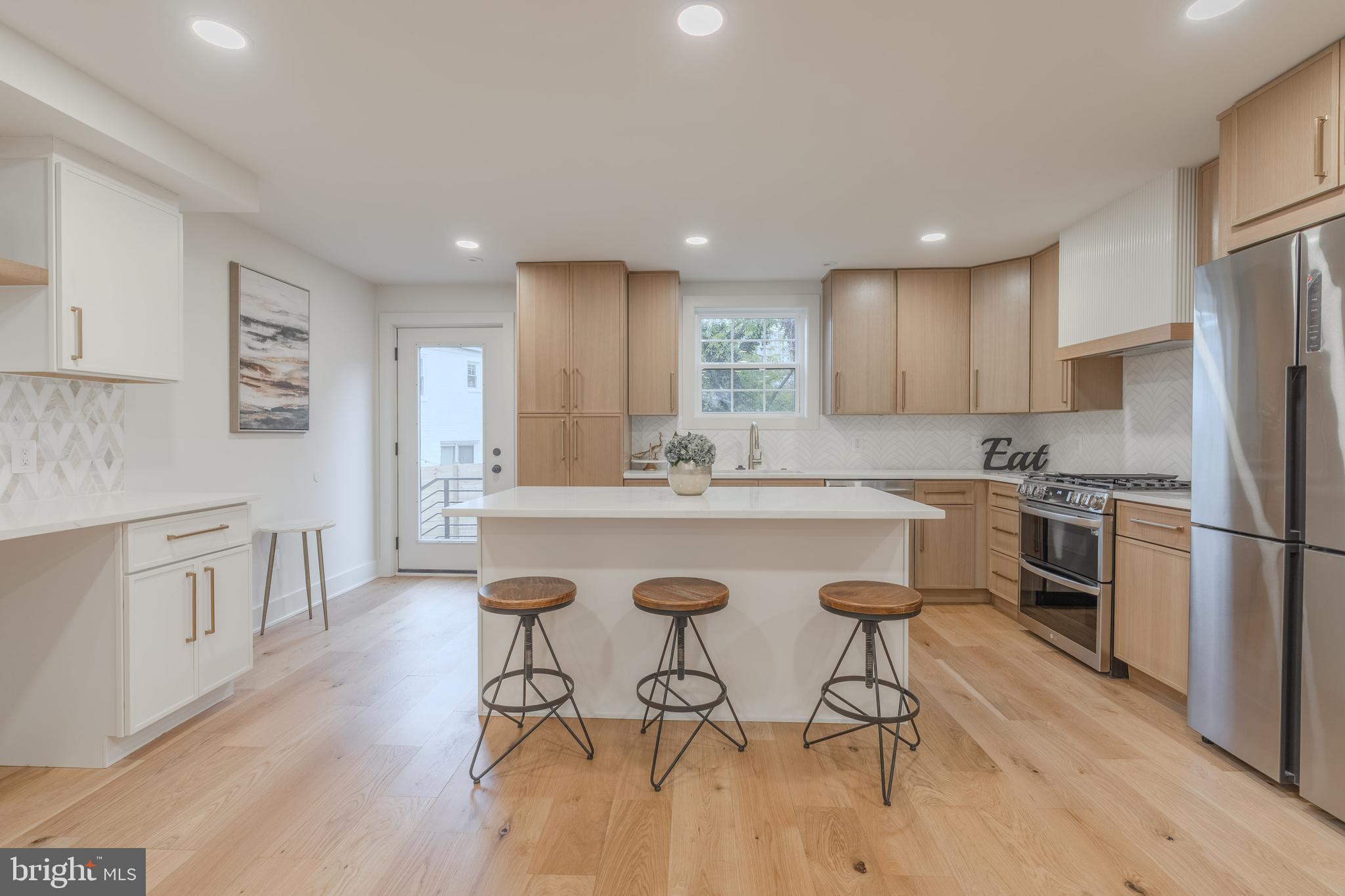 WARWICK VILLAGE - Residential