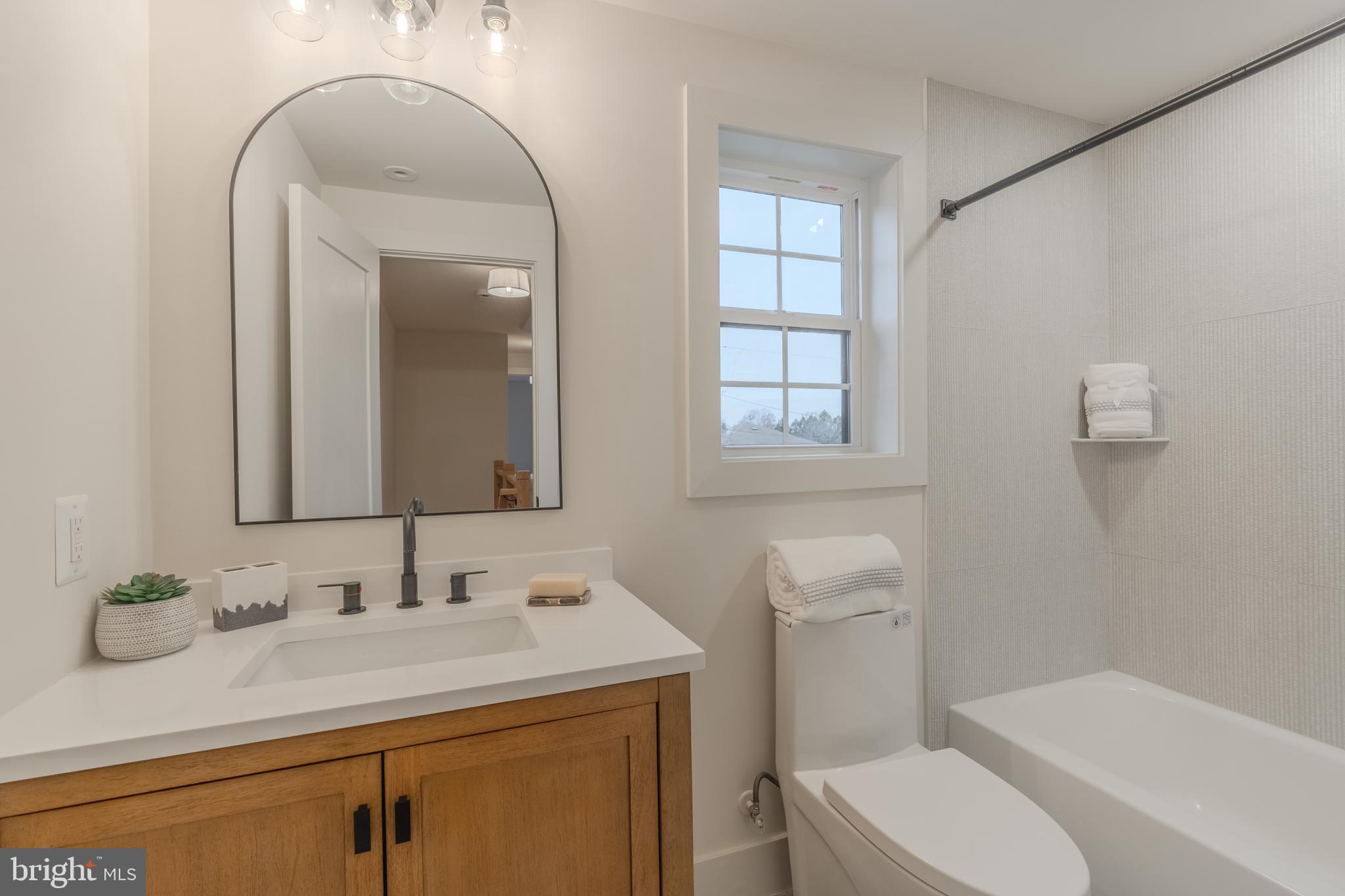 WARWICK VILLAGE - Residential