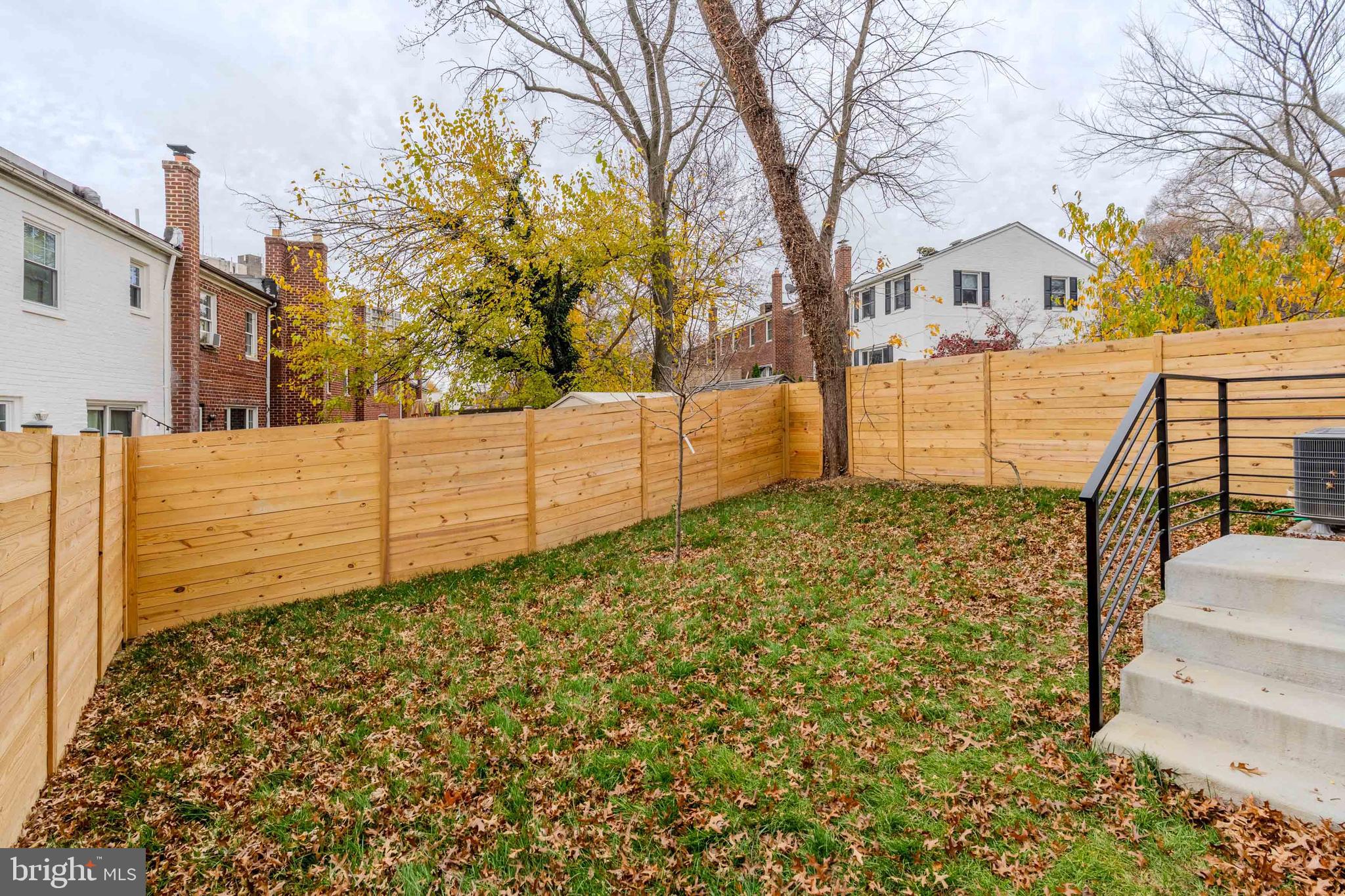 WARWICK VILLAGE - Residential