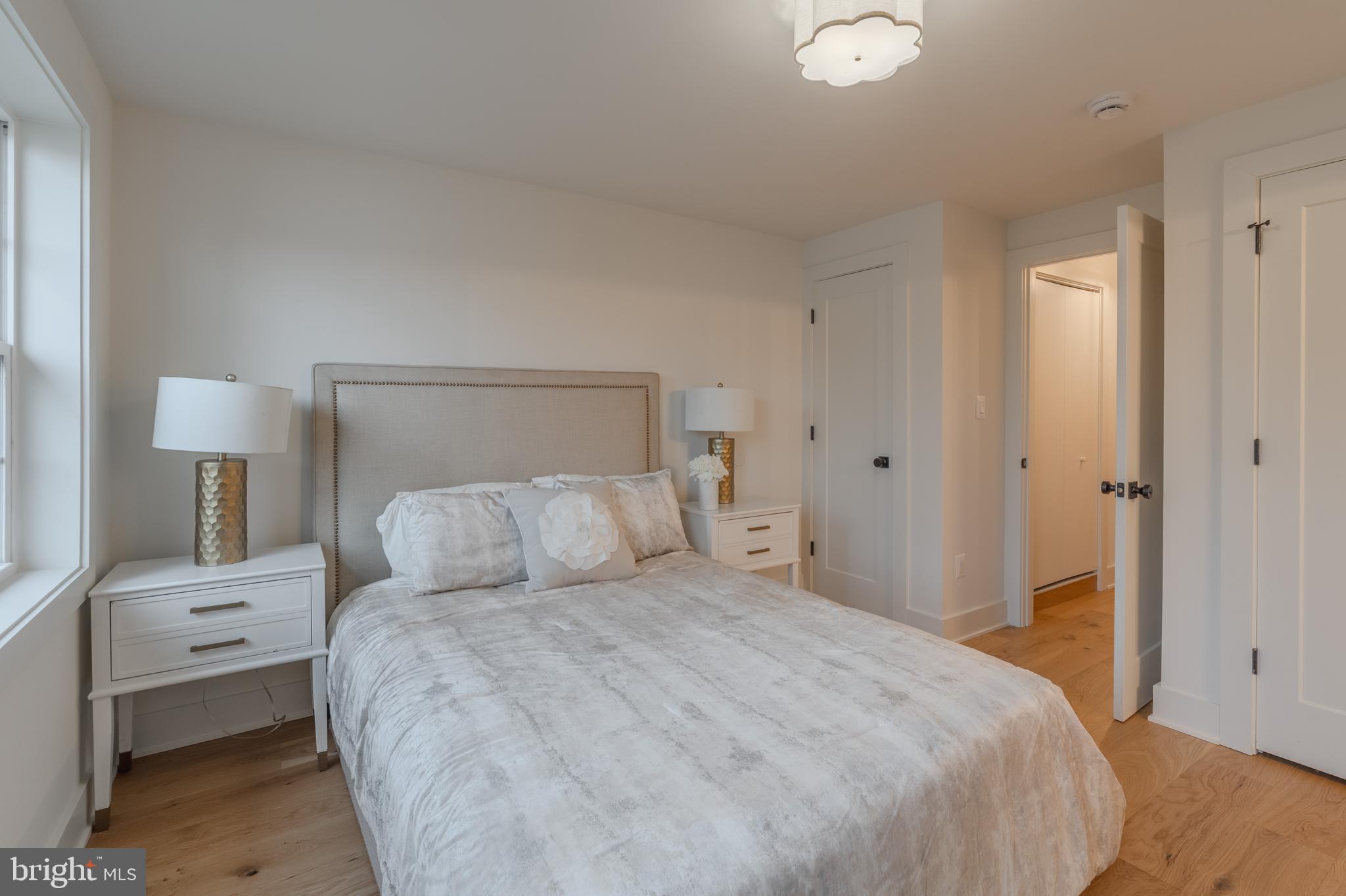 WARWICK VILLAGE - Residential