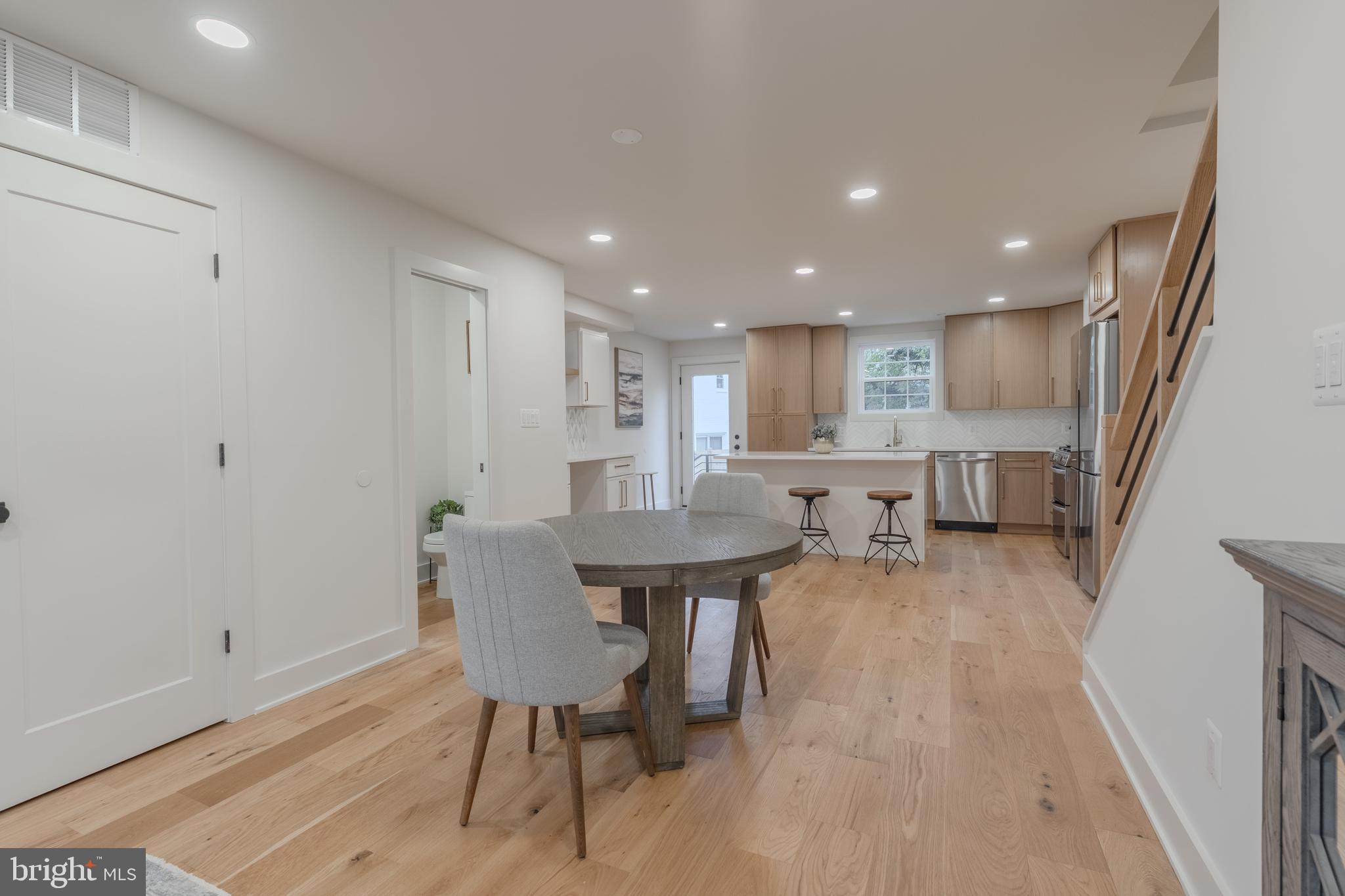 WARWICK VILLAGE - Residential