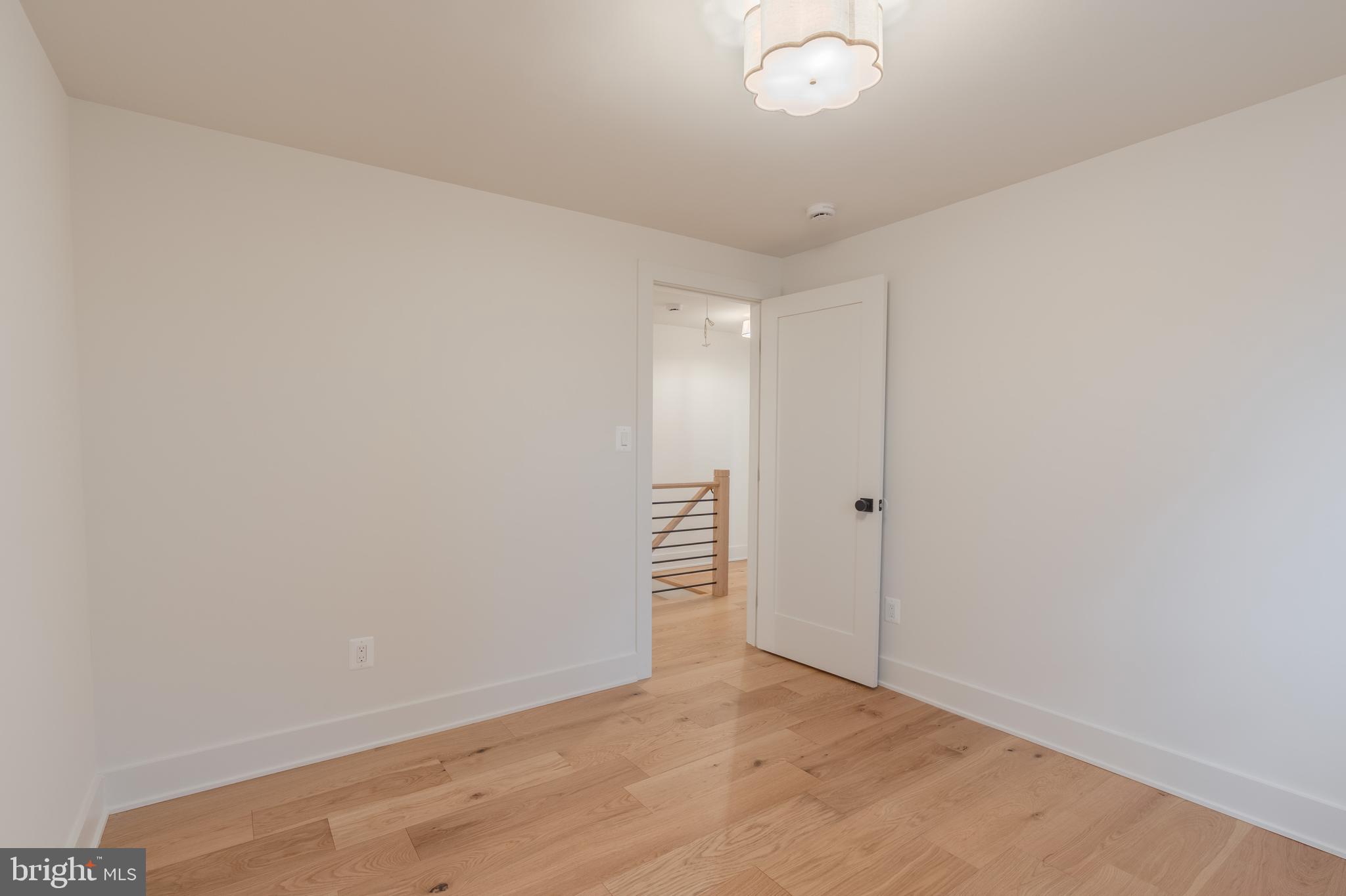 WARWICK VILLAGE - Residential