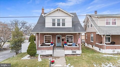 2122 LINCOLN NORTHAMPTON PA 18067