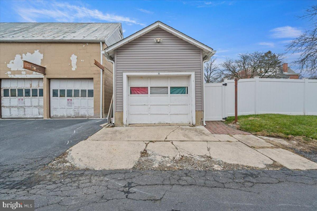 NORTHAMPTON BORO - Residential