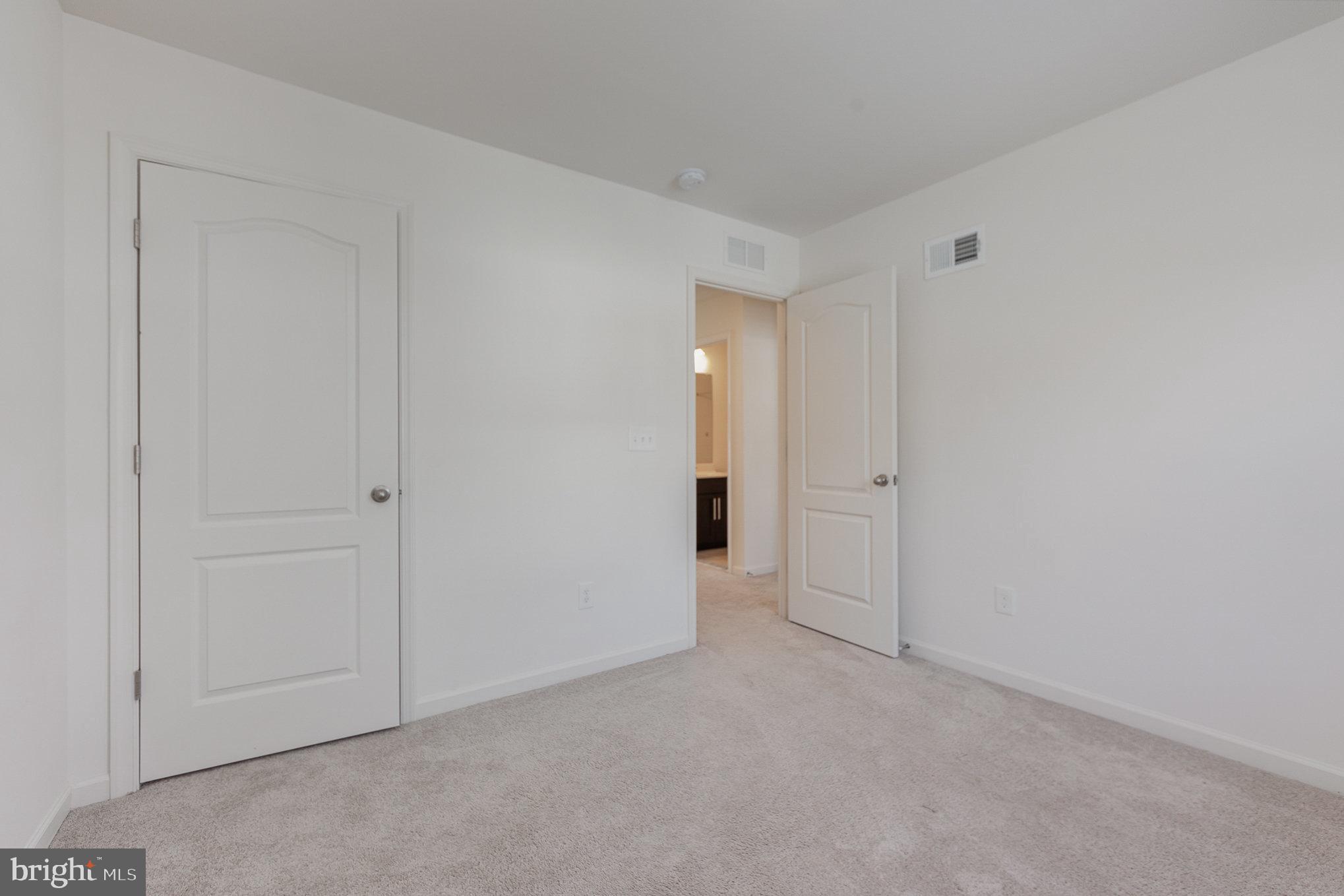 BELLVUE - Residential Lease