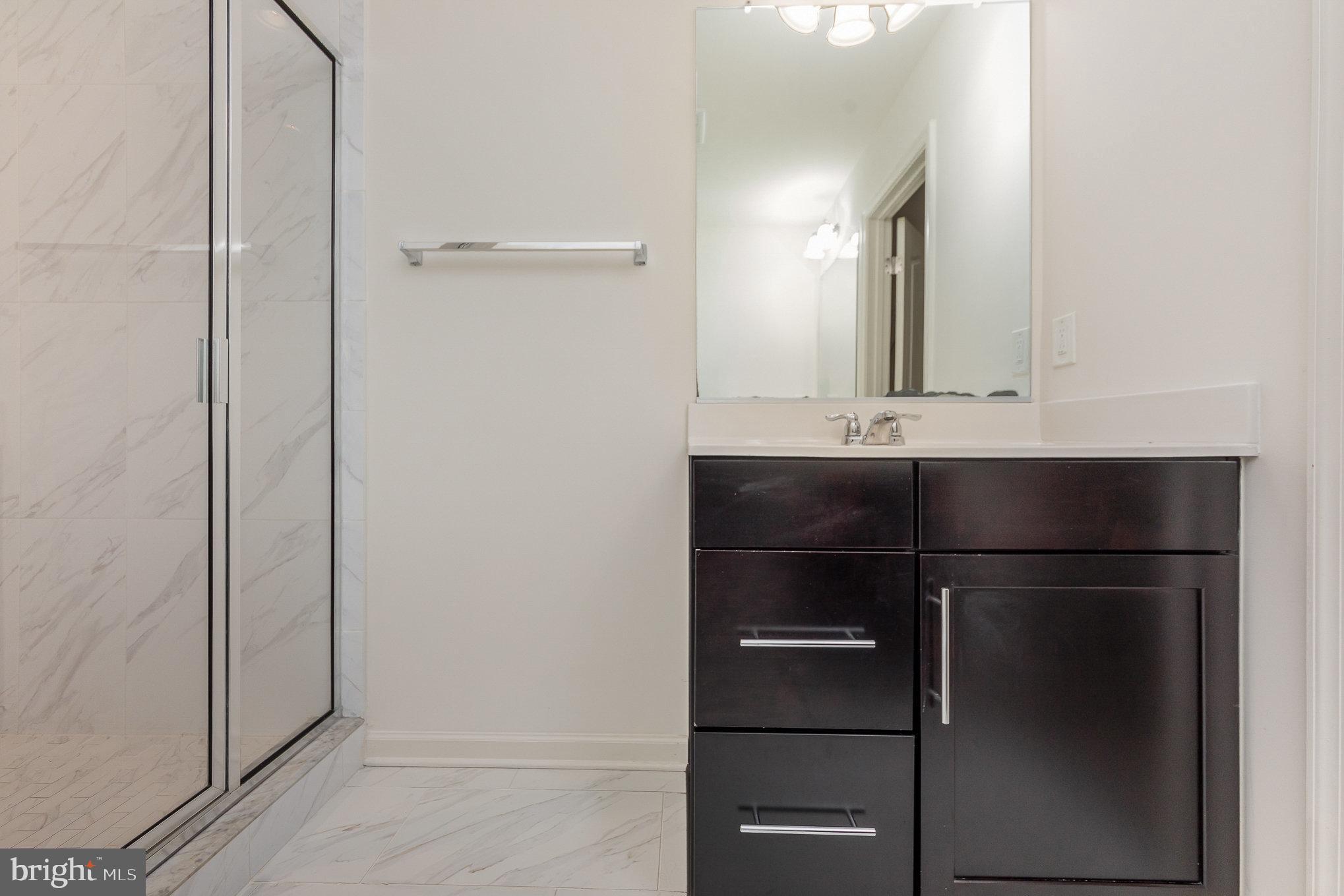 BELLVUE - Residential Lease