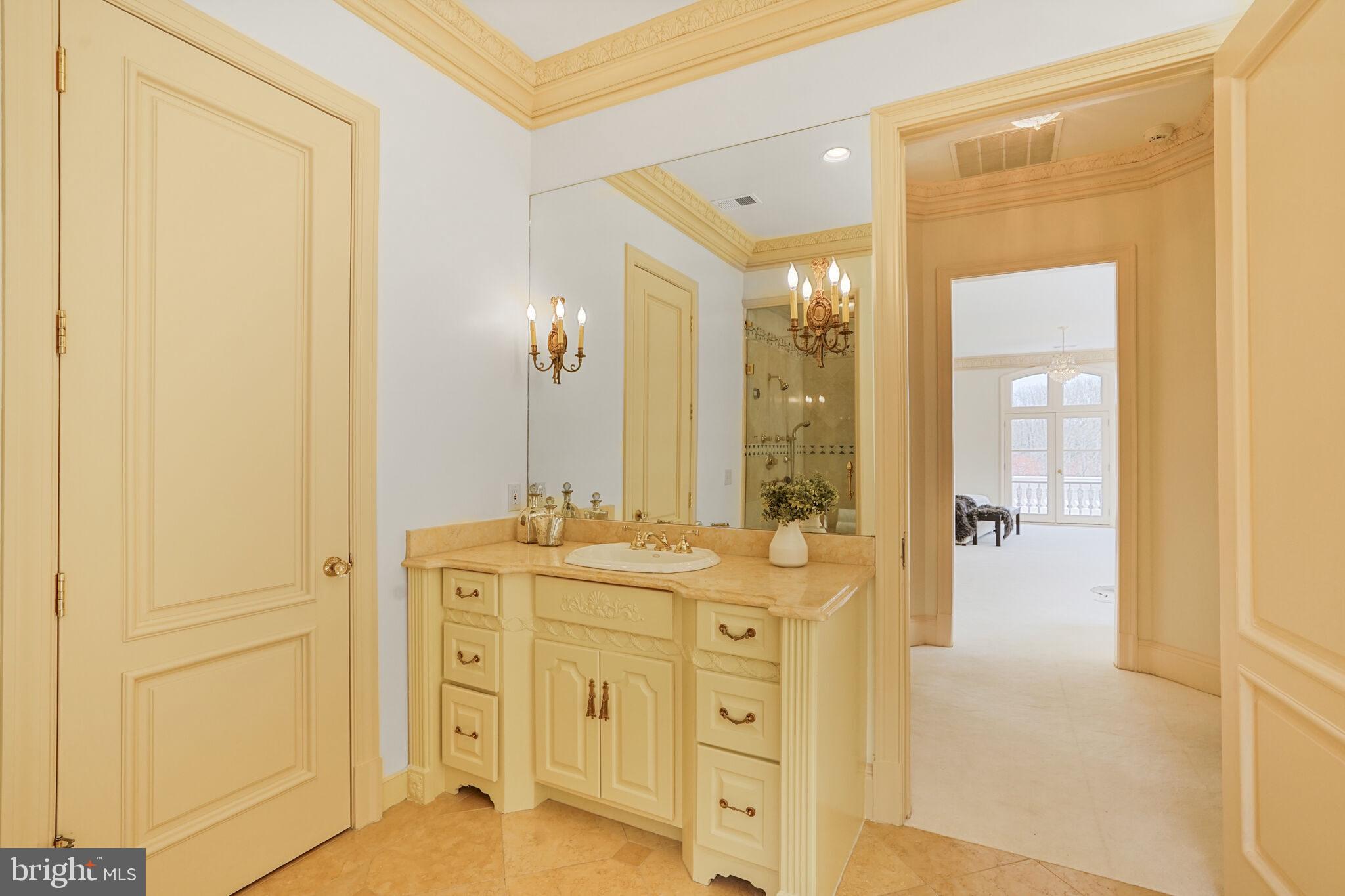 RIVINUS - Residential